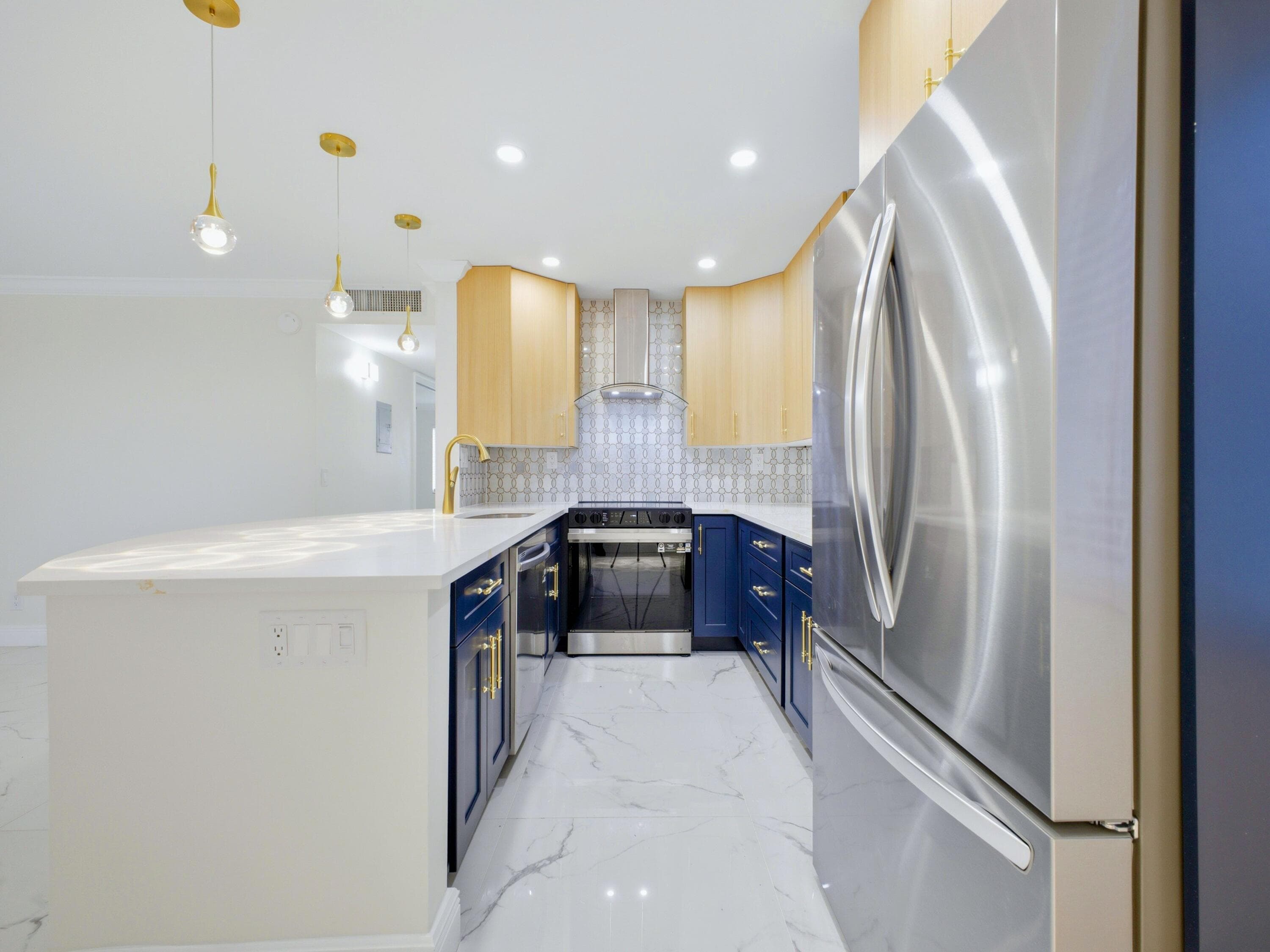 6 Normandy A, Delray Beach, FL 33484 — photo 2 of 44