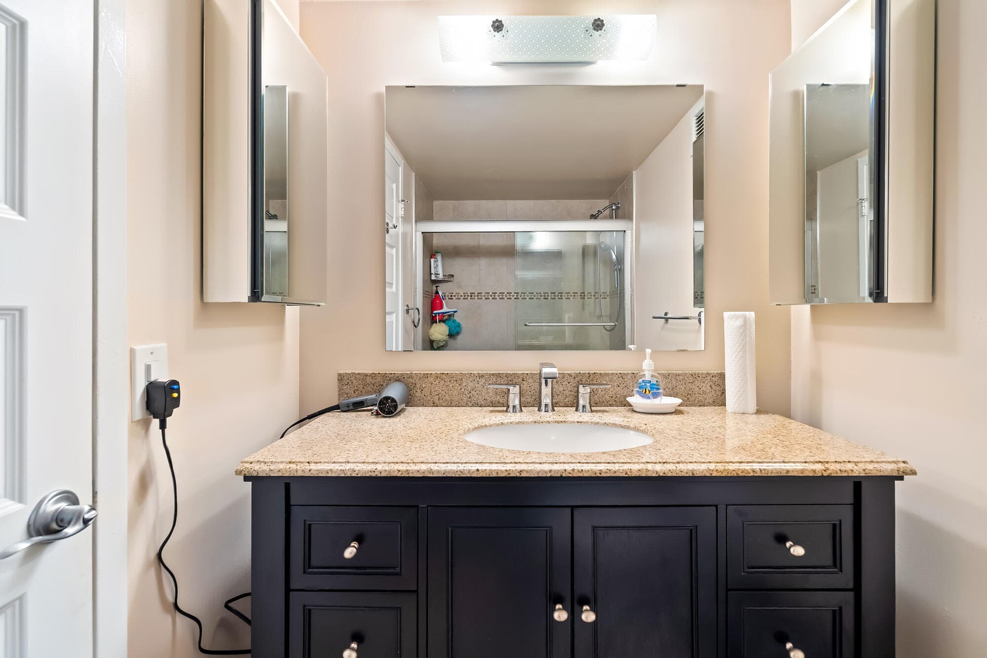 2000 Atlantic Shores Boulevard Apt 410, Hallandale Beach, FL 33009 — photo 36 of 53