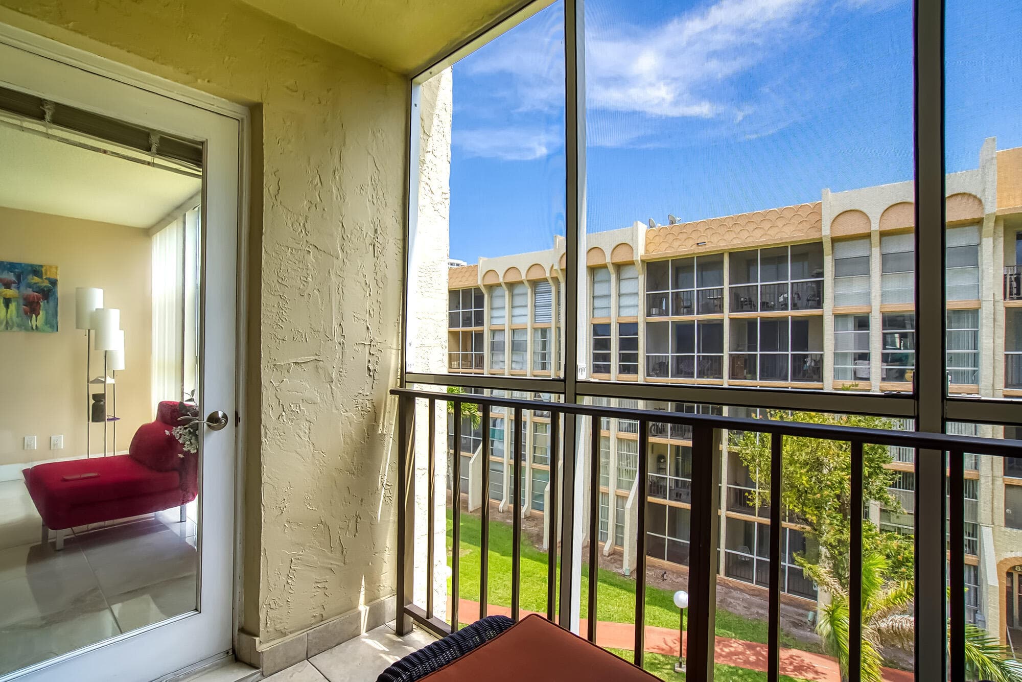2000 Atlantic Shores Boulevard Apt 410, Hallandale Beach, FL 33009 — photo 39 of 53