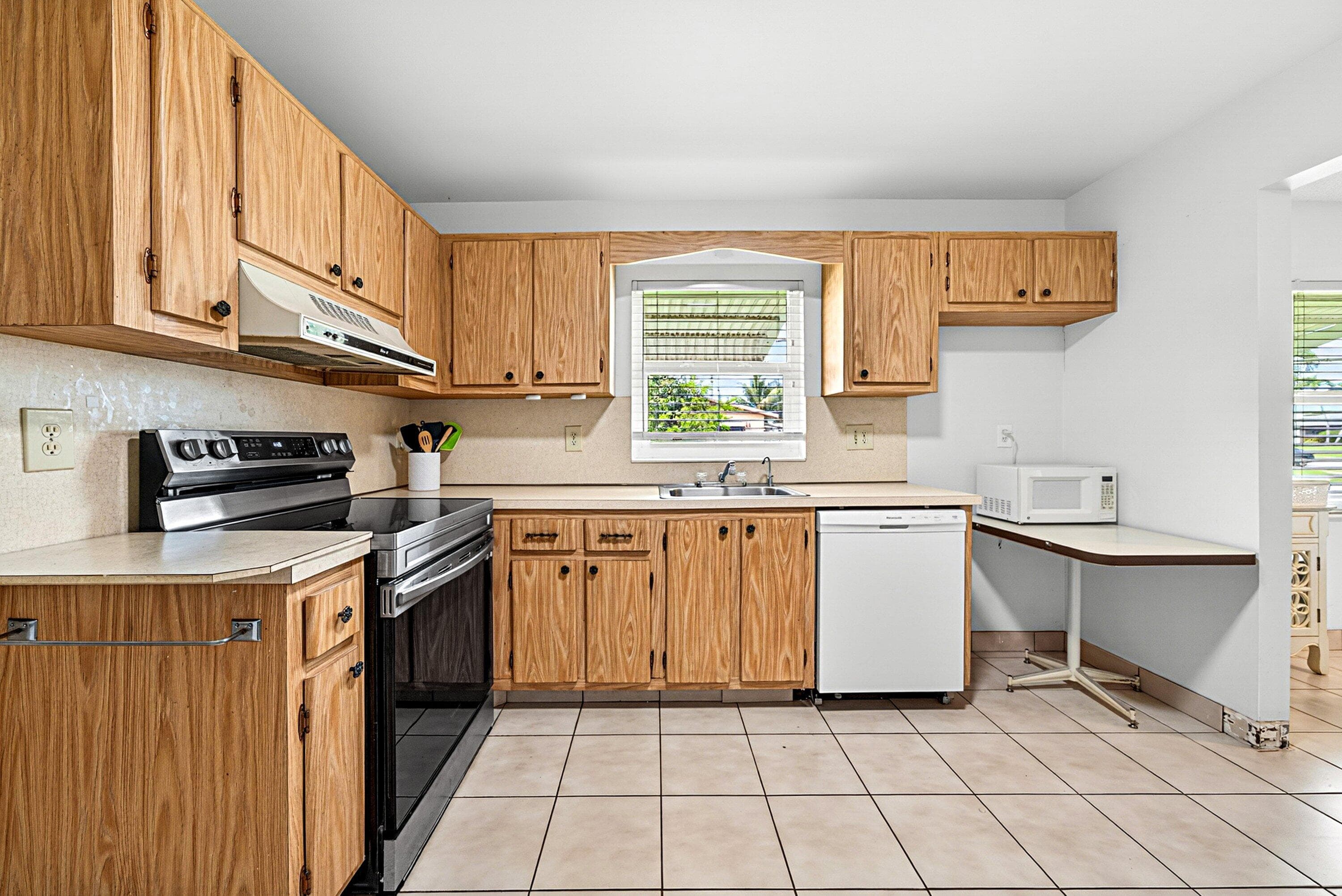 6061 Stanley Lane, Delray Beach, FL 33484 — photo 10 of 48