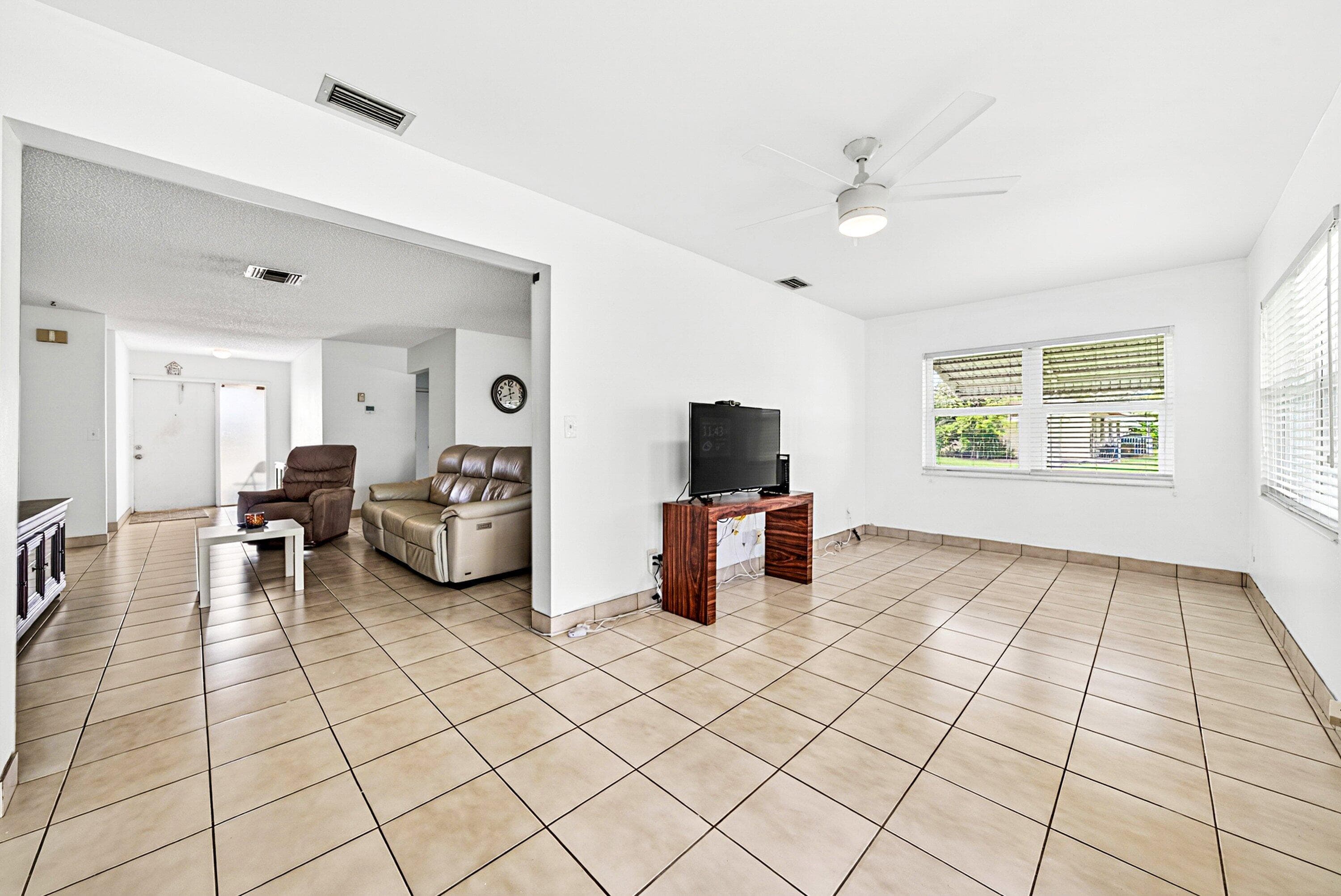 6061 Stanley Lane, Delray Beach, FL 33484 — photo 15 of 48
