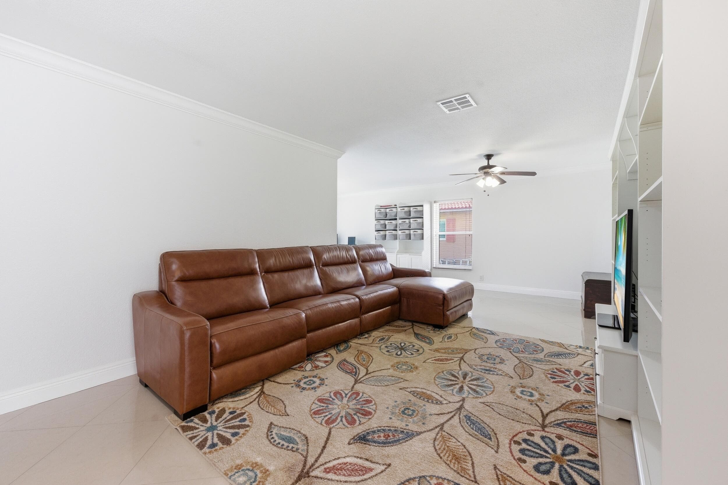 8557 Shadow Wood Boulevard, Coral Springs, FL 33071 — photo 9 of 36