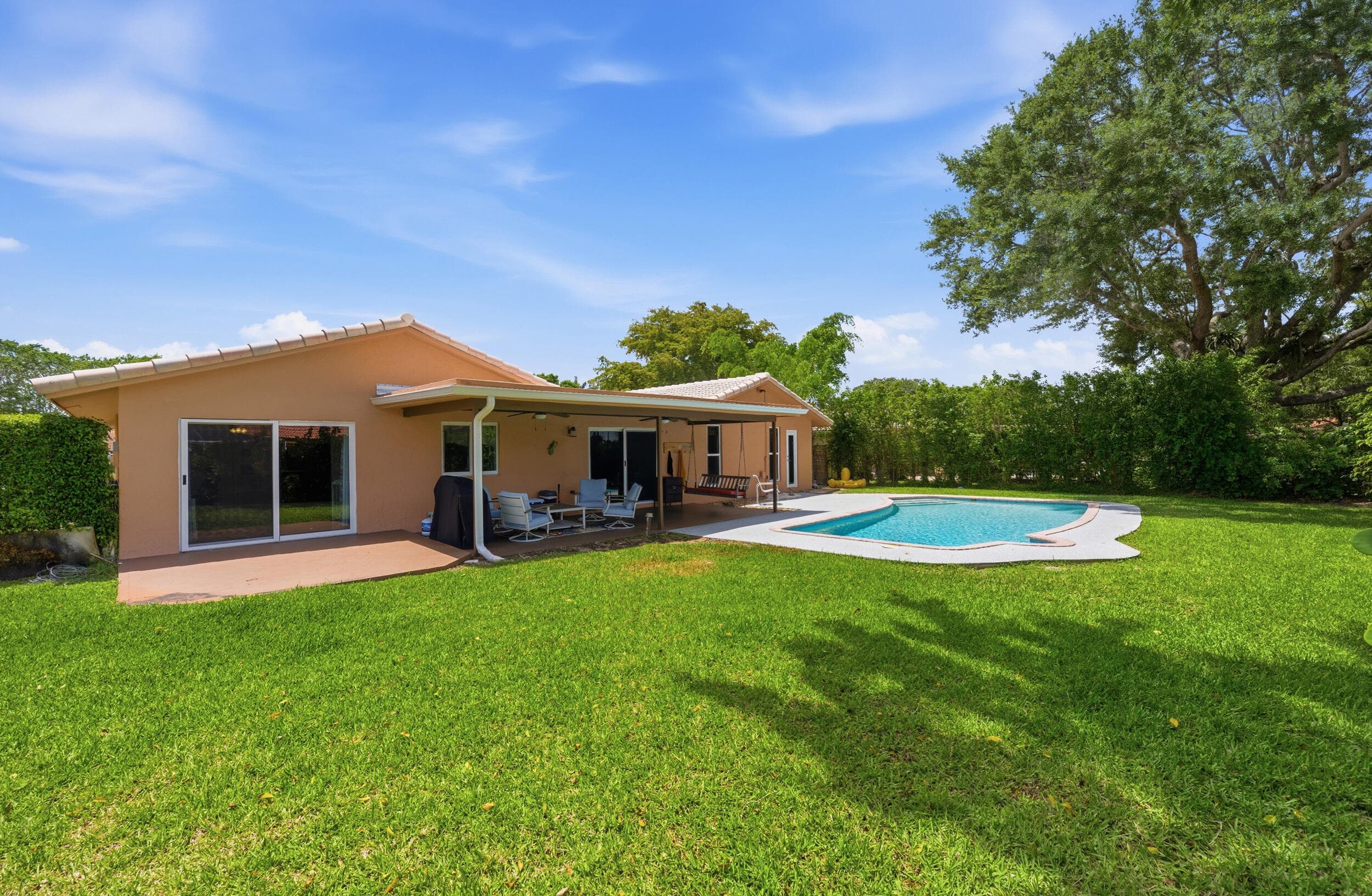 8557 Shadow Wood Boulevard, Coral Springs, FL 33071 — photo 30 of 36