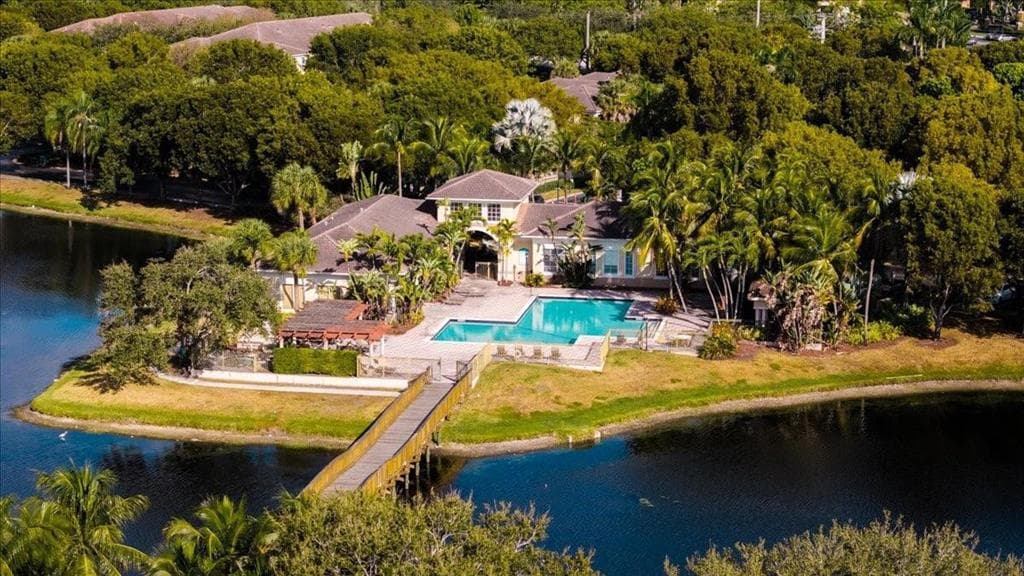 2486 Centergate Drive 204, Miramar, FL 33025 — photo 31 of 32
