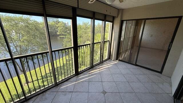 2238 N Cypress Bend Drive 406, Pompano Beach, FL 33069 — photo 25 of 38