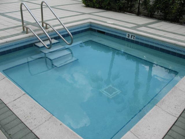 2238 N Cypress Bend Drive 406, Pompano Beach, FL 33069 — photo 37 of 38