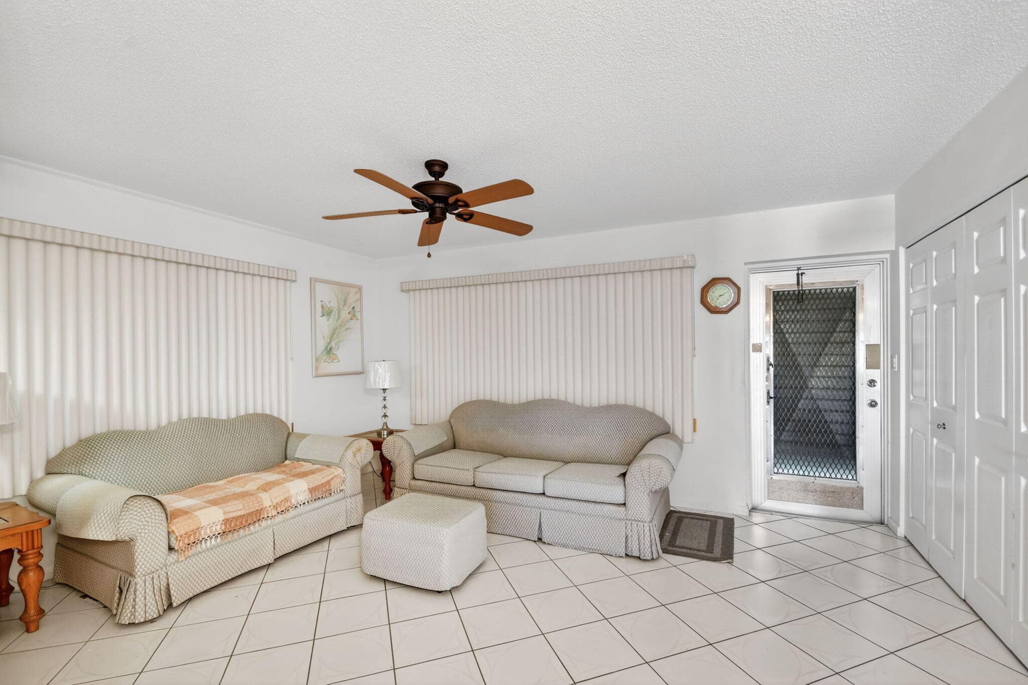 99 Bedford D, West Palm Beach, FL 33417 — photo 3 of 31