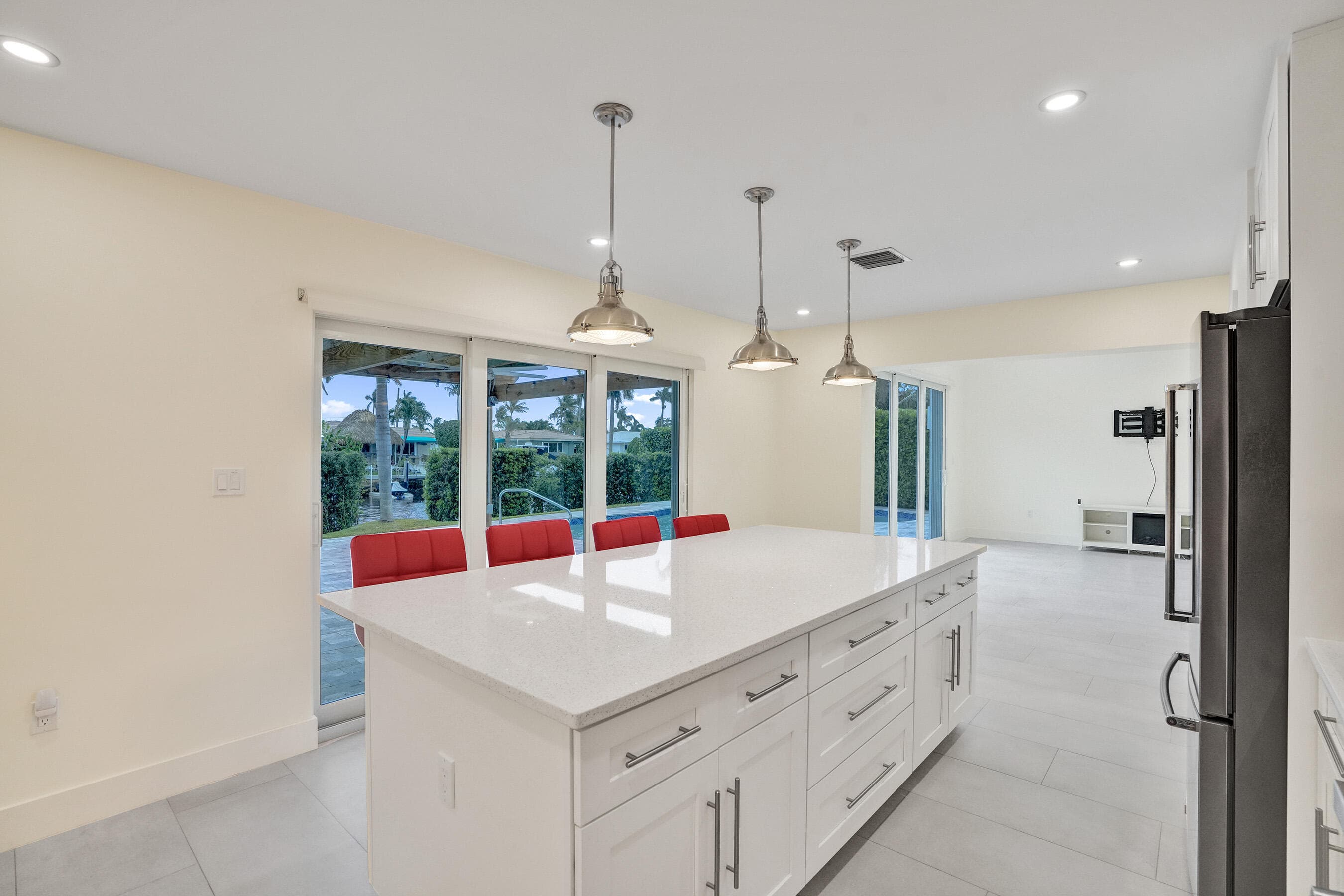 320 SE 5th Avenue, Pompano Beach, FL 33060 — photo 13 of 61