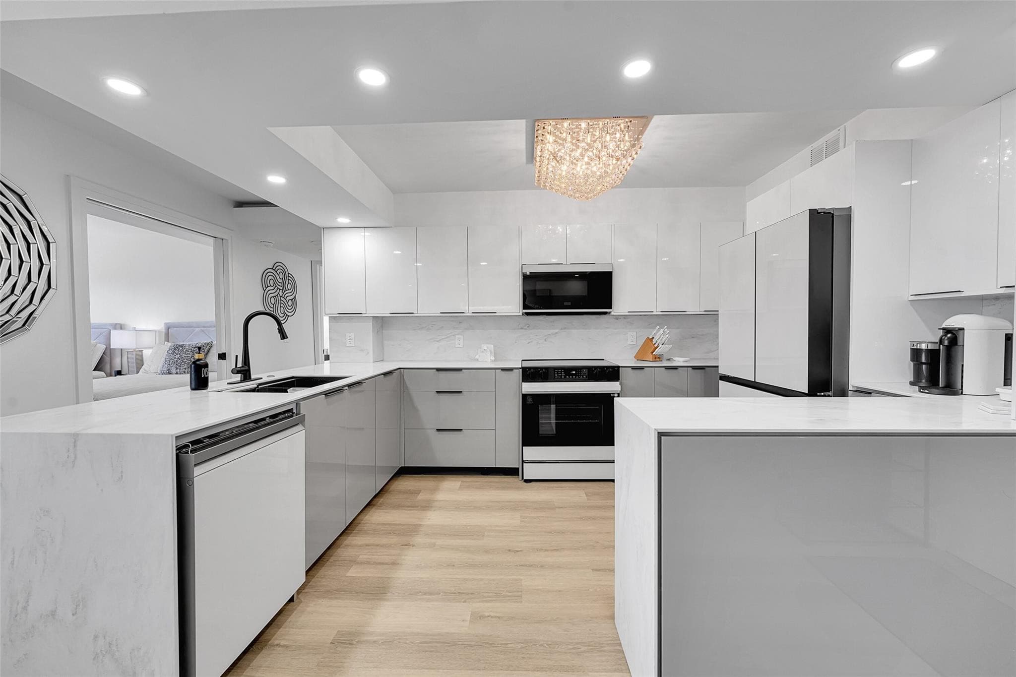 405 N Ocean Boulevard 306, Pompano Beach, FL 33062 — photo 11 of 45