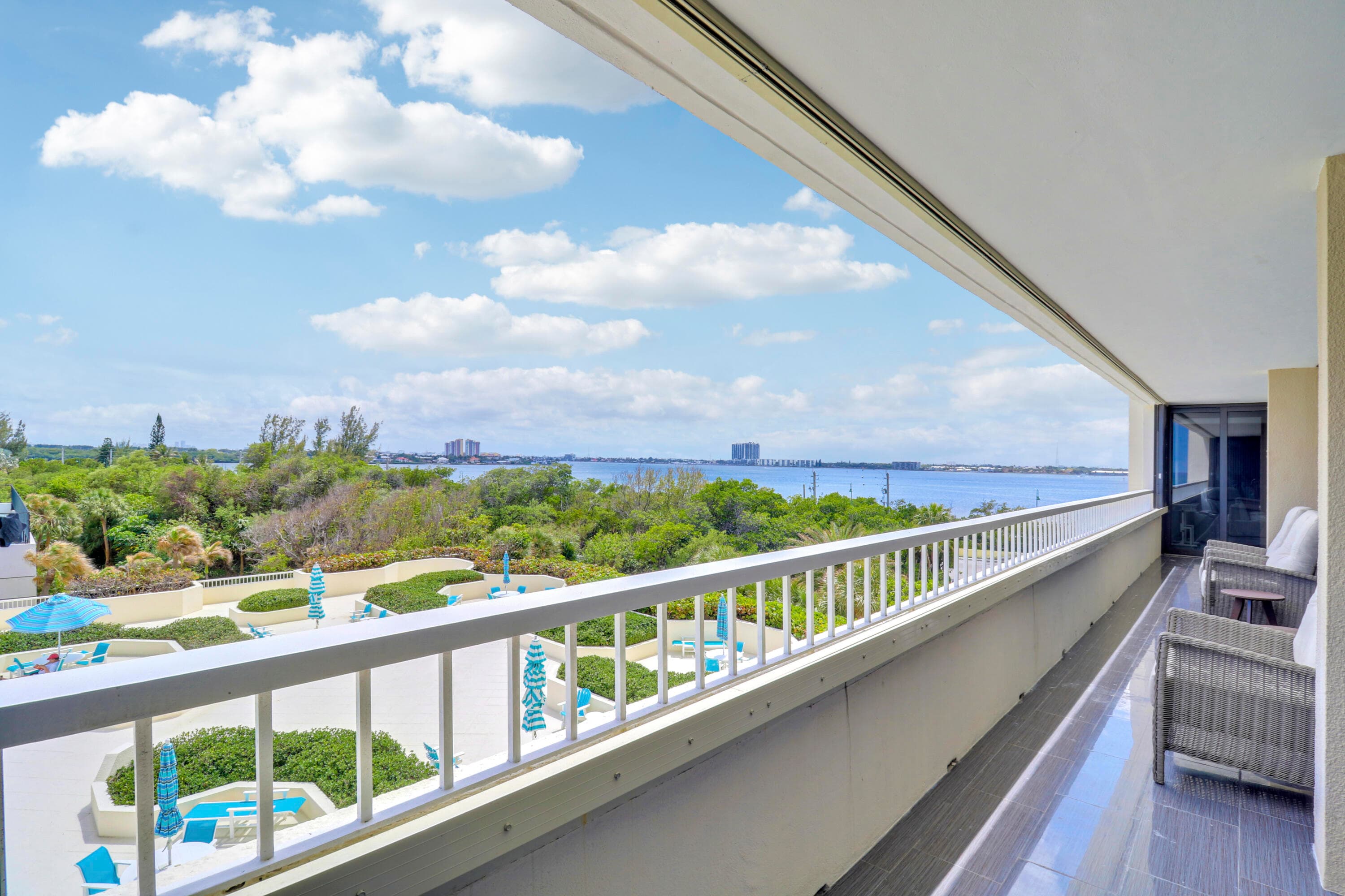 5280 N Ocean Drive 2f, Riviera Beach, FL 33404 — photo 2 of 35