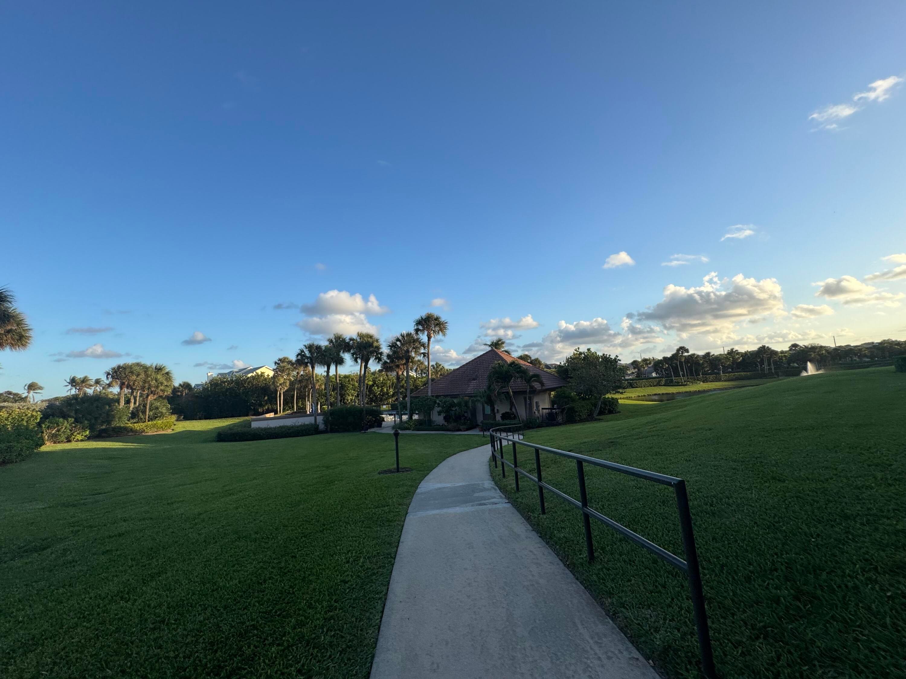 401 Ocean Bluffs Boulevard 303, Jupiter, FL 33477 — photo 20 of 29