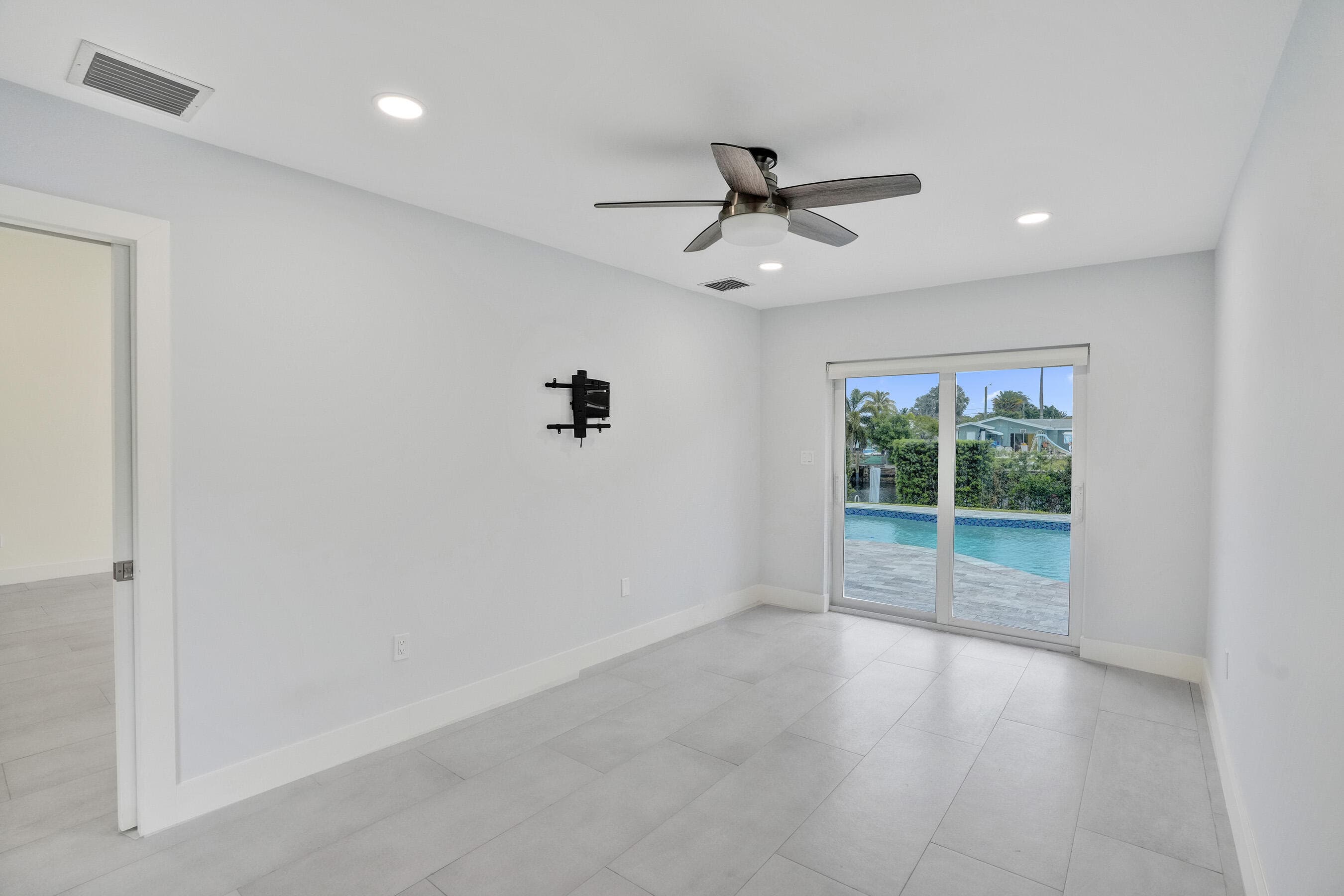 320 SE 5th Avenue, Pompano Beach, FL 33060 — photo 41 of 61