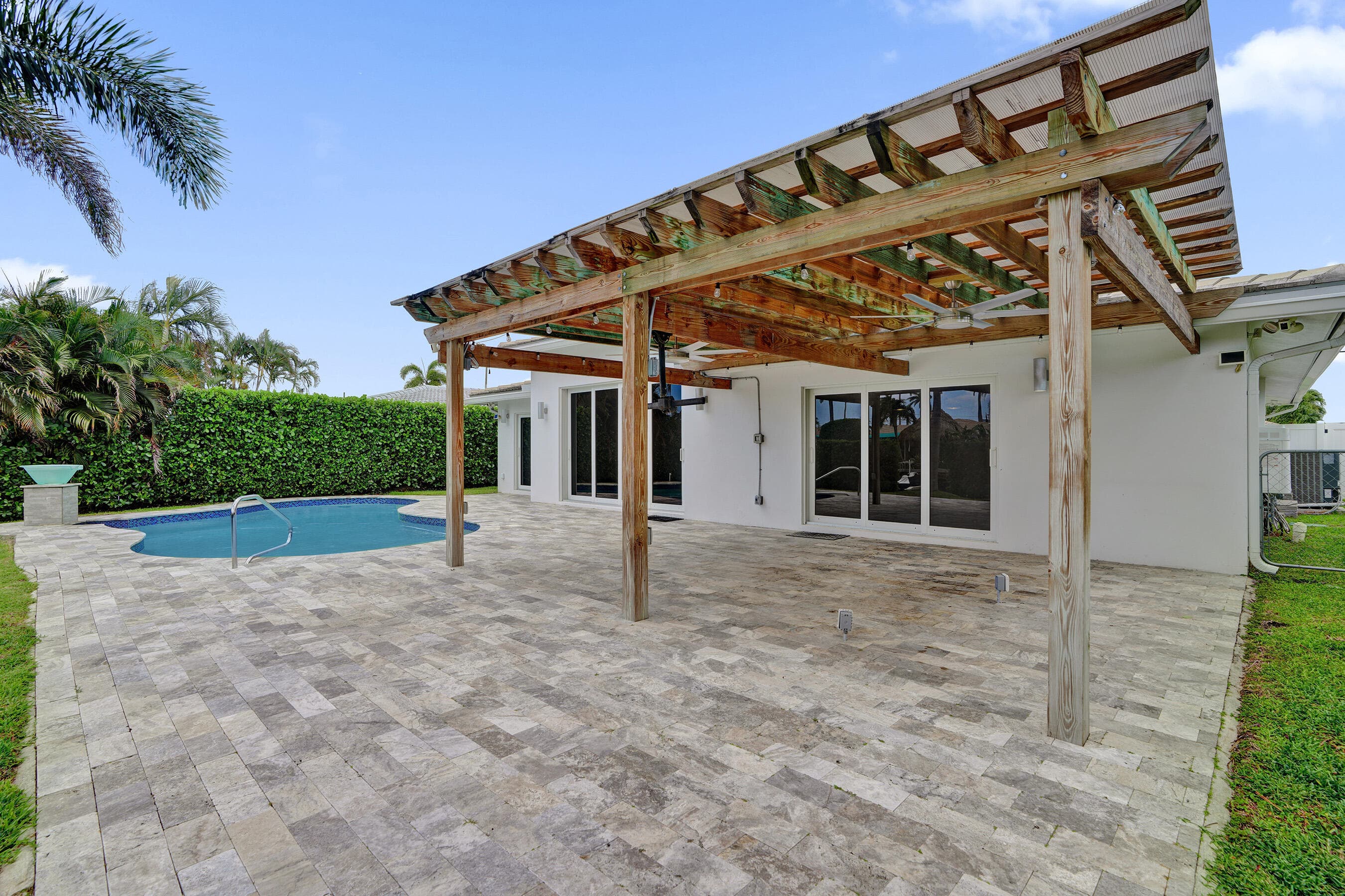 320 SE 5th Avenue, Pompano Beach, FL 33060 — photo 31 of 61