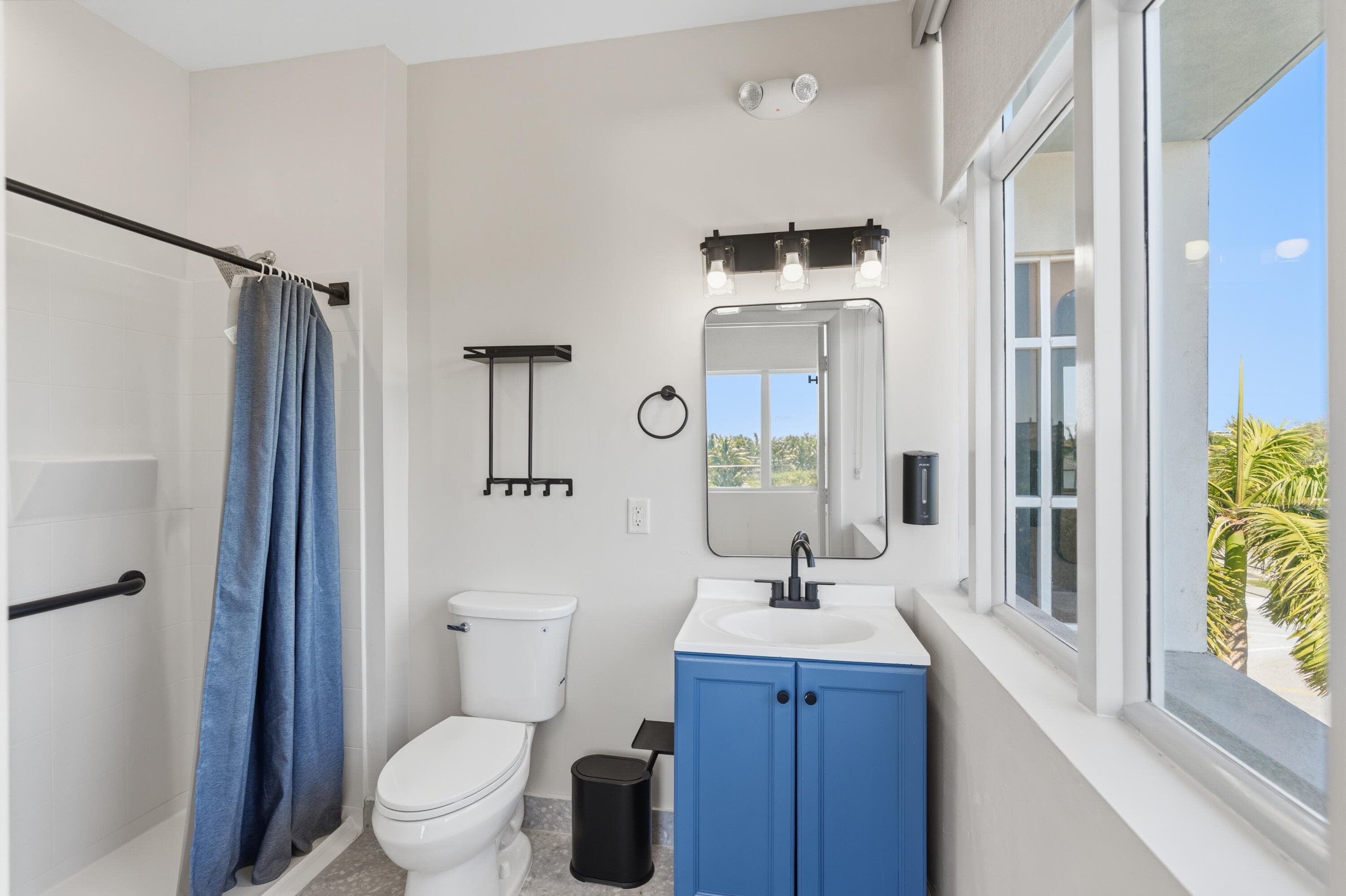 3330 N Federal Highway, Boynton Beach, FL 33435 — photo 18 of 44