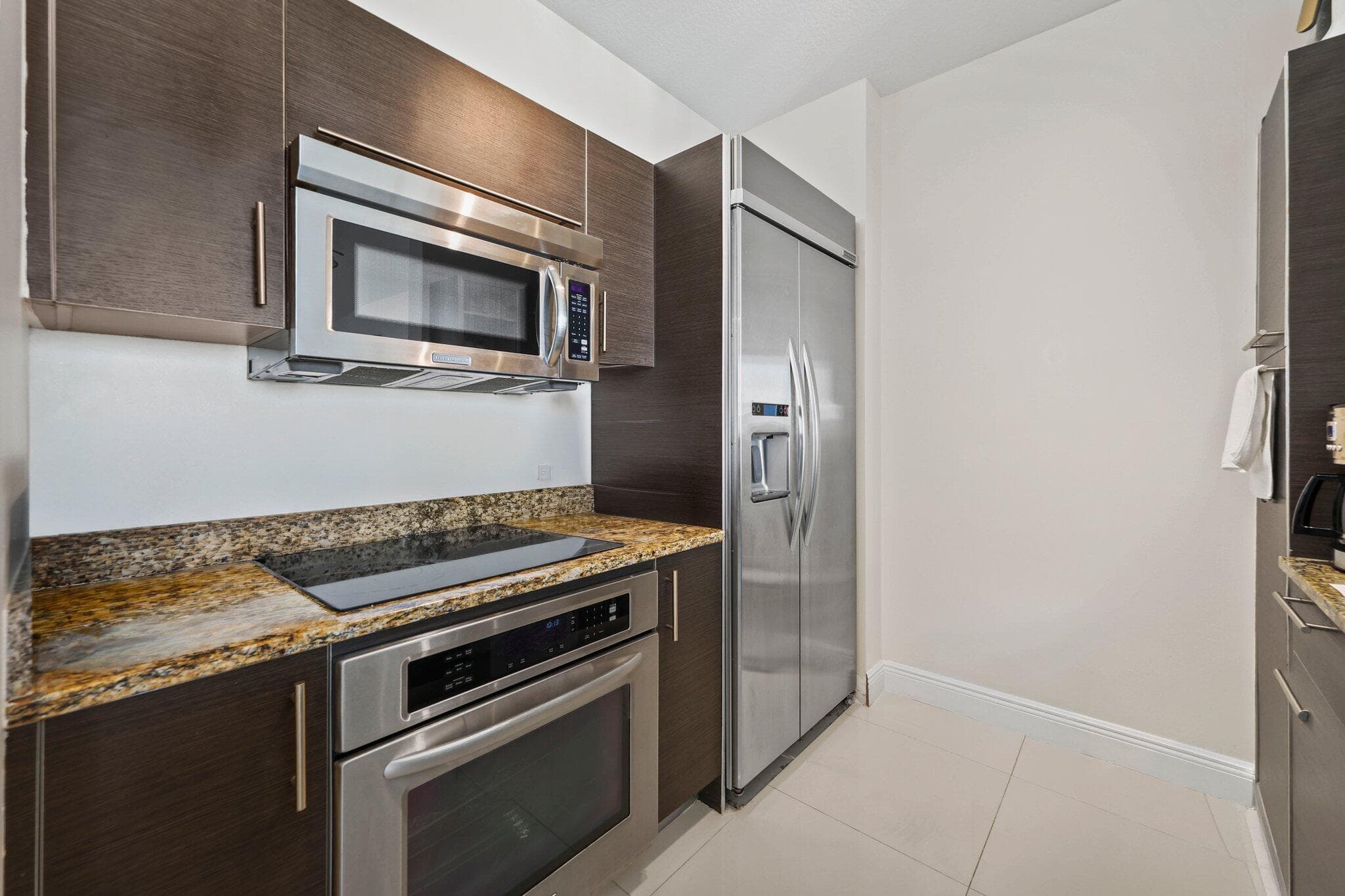 550 Okeechobee Boulevard 1421, West Palm Beach, FL 33401 — photo 13 of 42