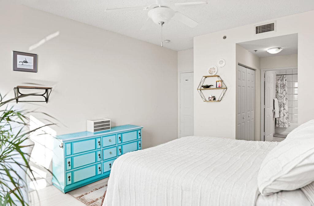 616 Clearwater Park Road 1110, West Palm Beach, FL 33401 — photo 7 of 30