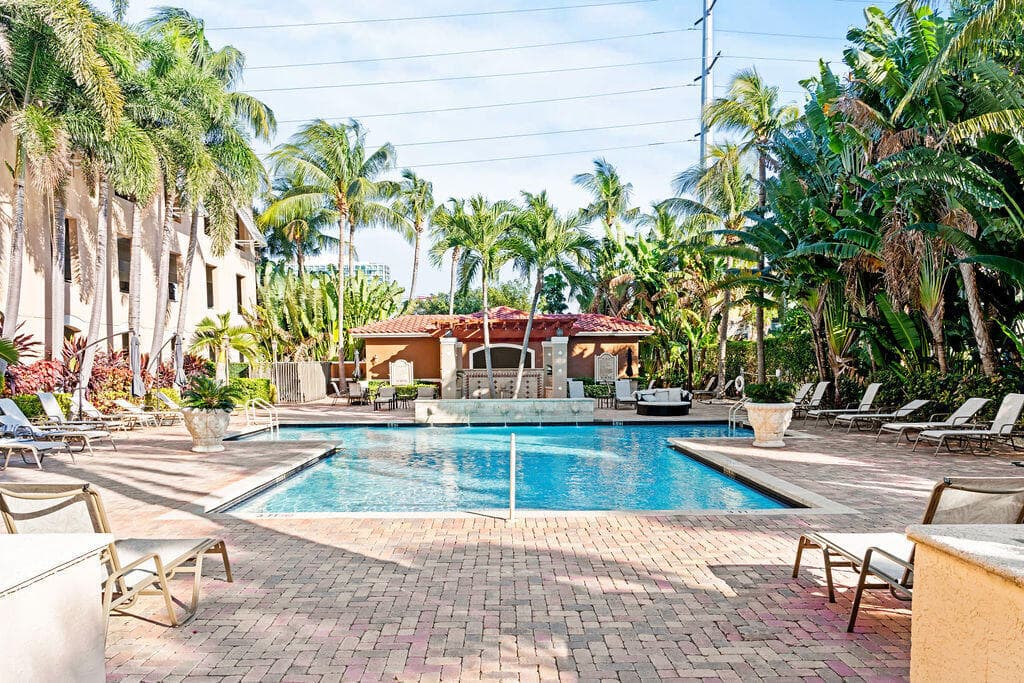 616 Clearwater Park Road 1110, West Palm Beach, FL 33401 — photo 19 of 30