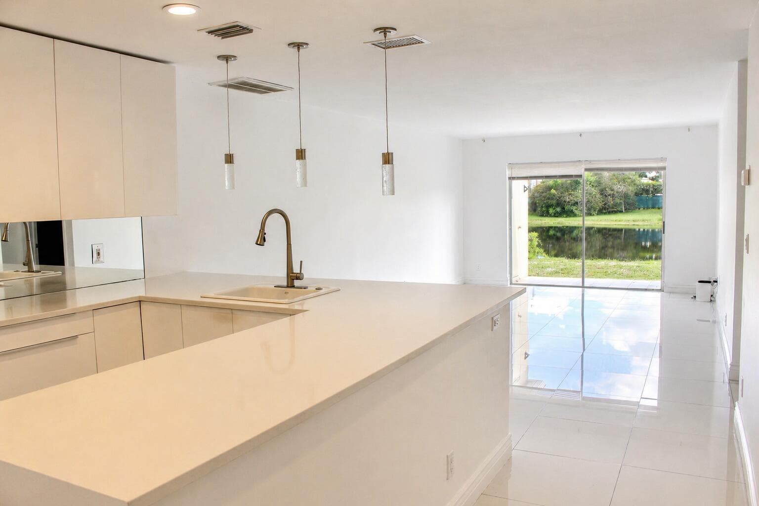 8861 Bella Vista Drive, Boca Raton, FL 33433 — photo 4 of 16