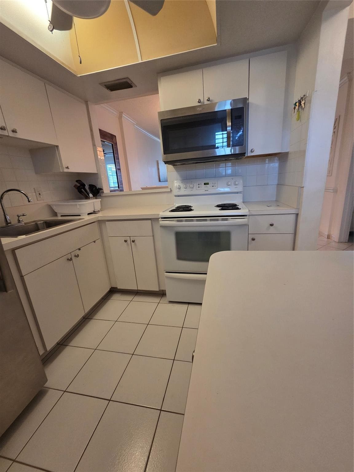 1333 E Hallandale Beach Boulevard 305, Hallandale Beach, FL 33009 — photo 16 of 25
