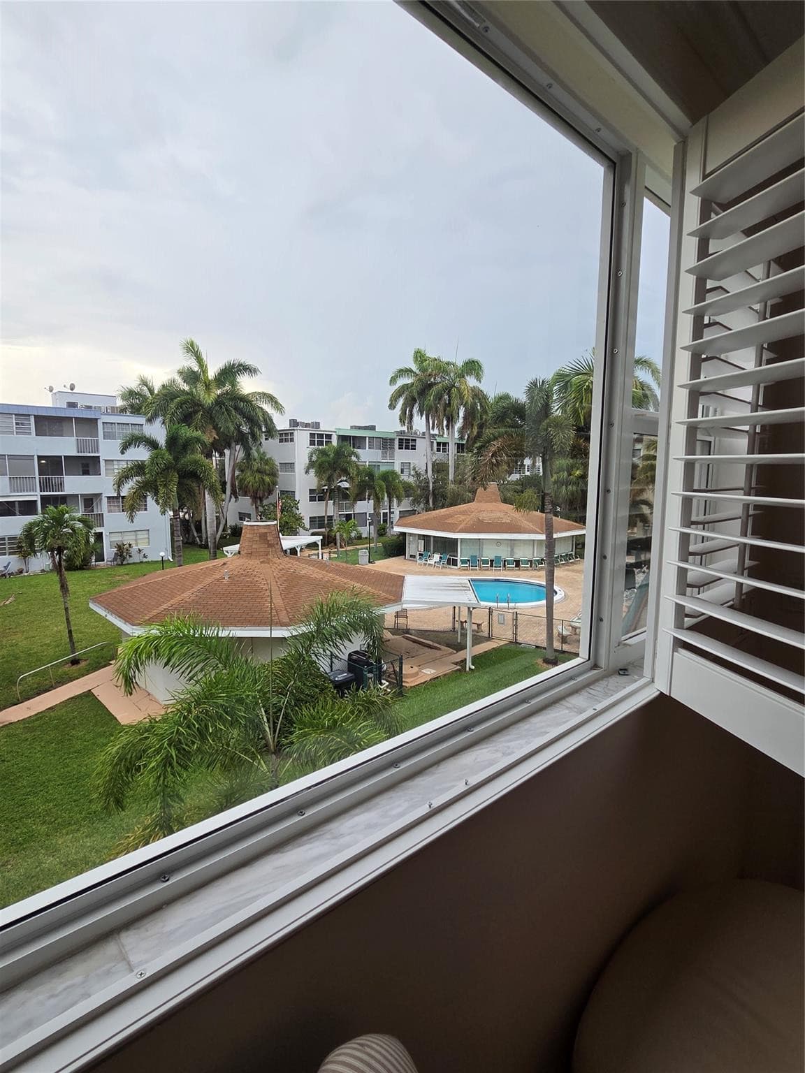 1333 E Hallandale Beach Boulevard 305, Hallandale Beach, FL 33009 — photo 13 of 25