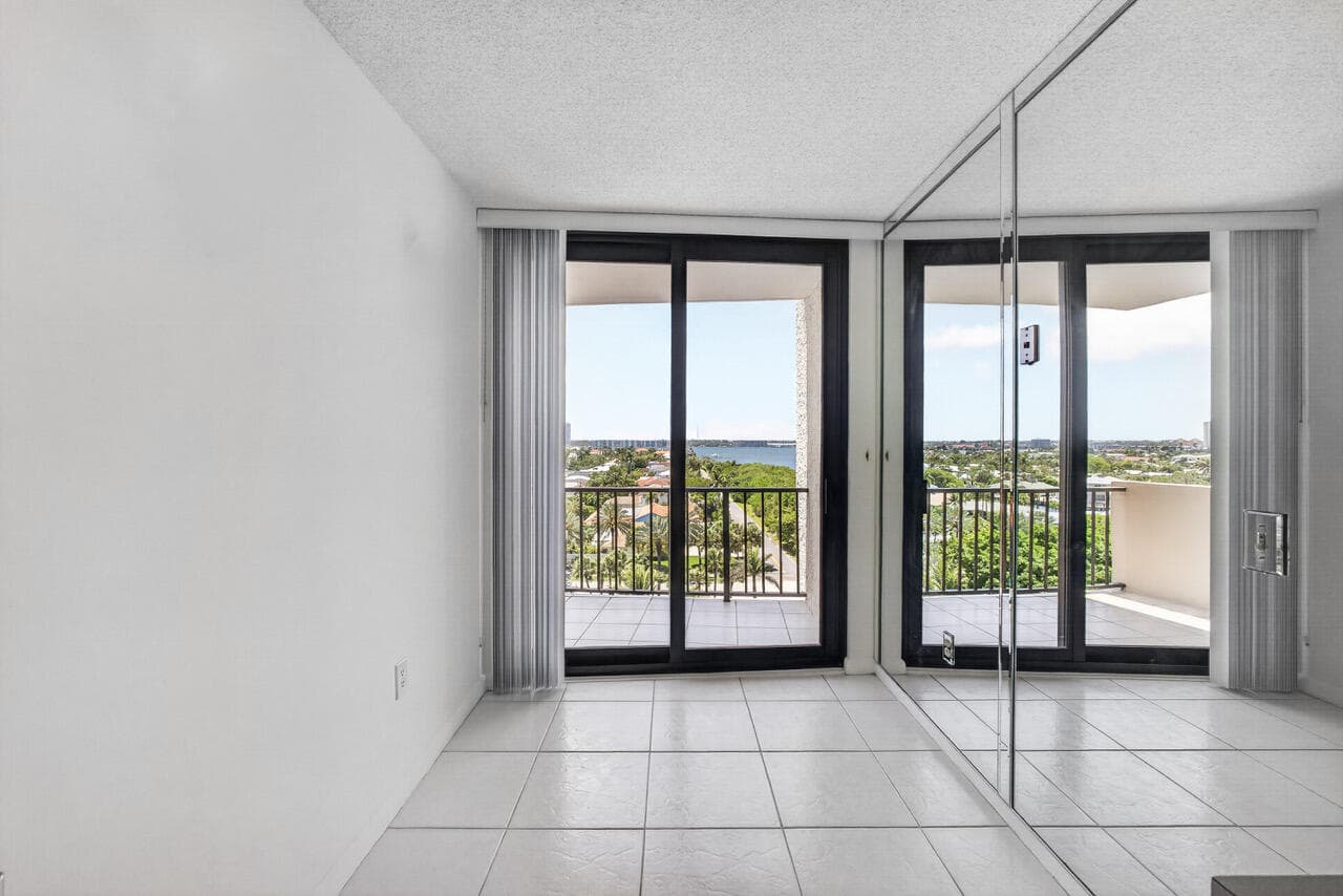 4200 N Ocean Drive 2-804, Singer Island, FL 33404 — photo 29 of 61