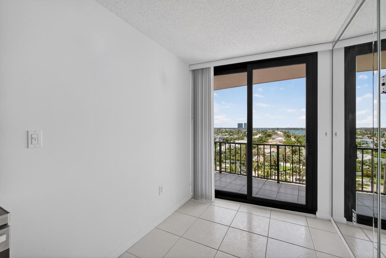 4200 N Ocean Drive 2-804, Singer Island, FL 33404 — photo 30 of 61