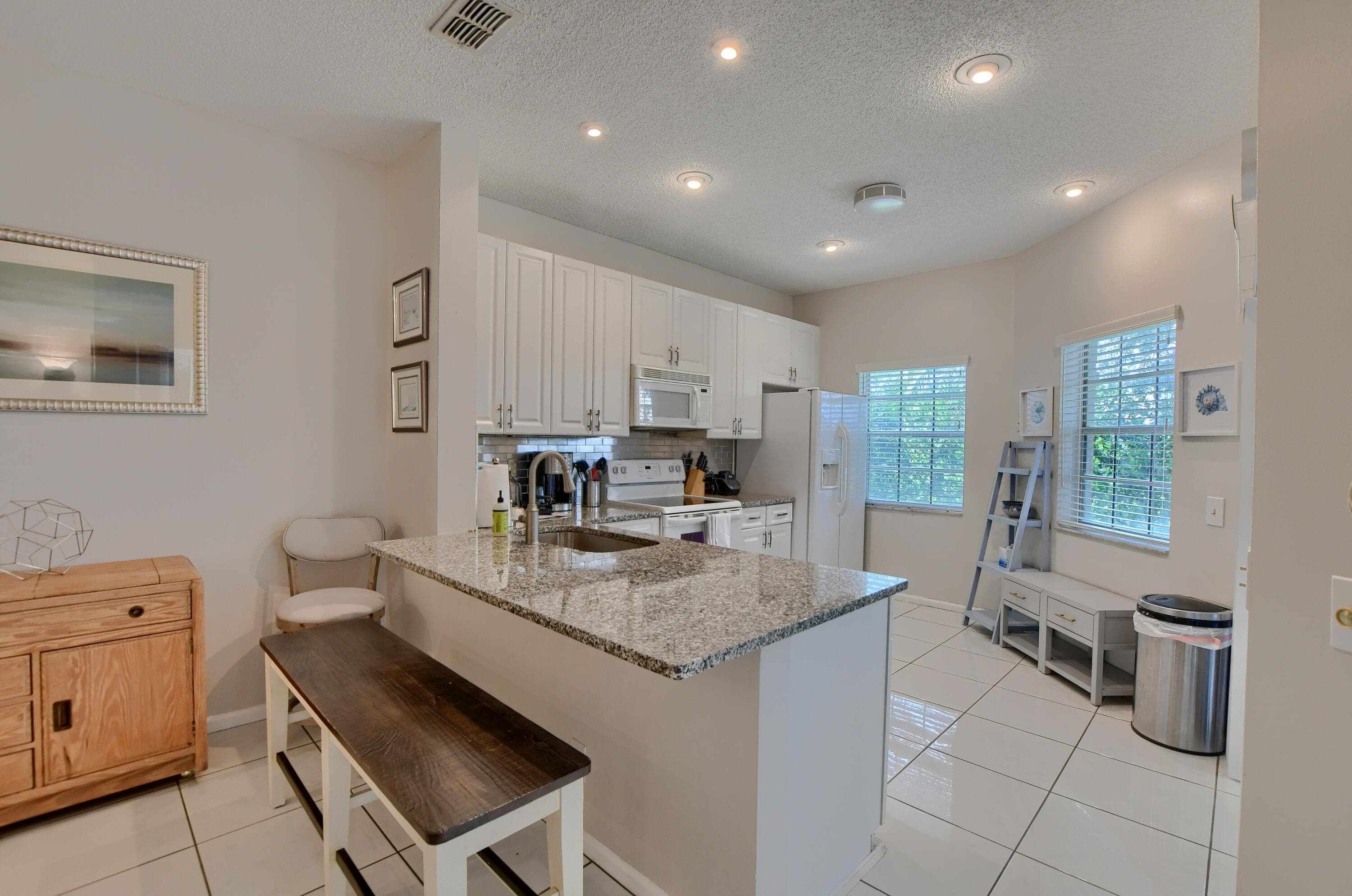 6563 Via Regina, Boca Raton, FL 33433 — photo 9 of 25
