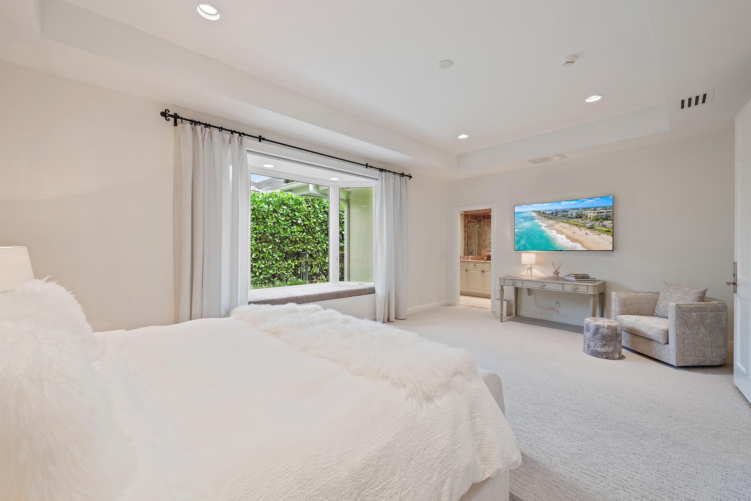 121 Commodore Drive, Jupiter, FL 33477 — photo 27 of 56