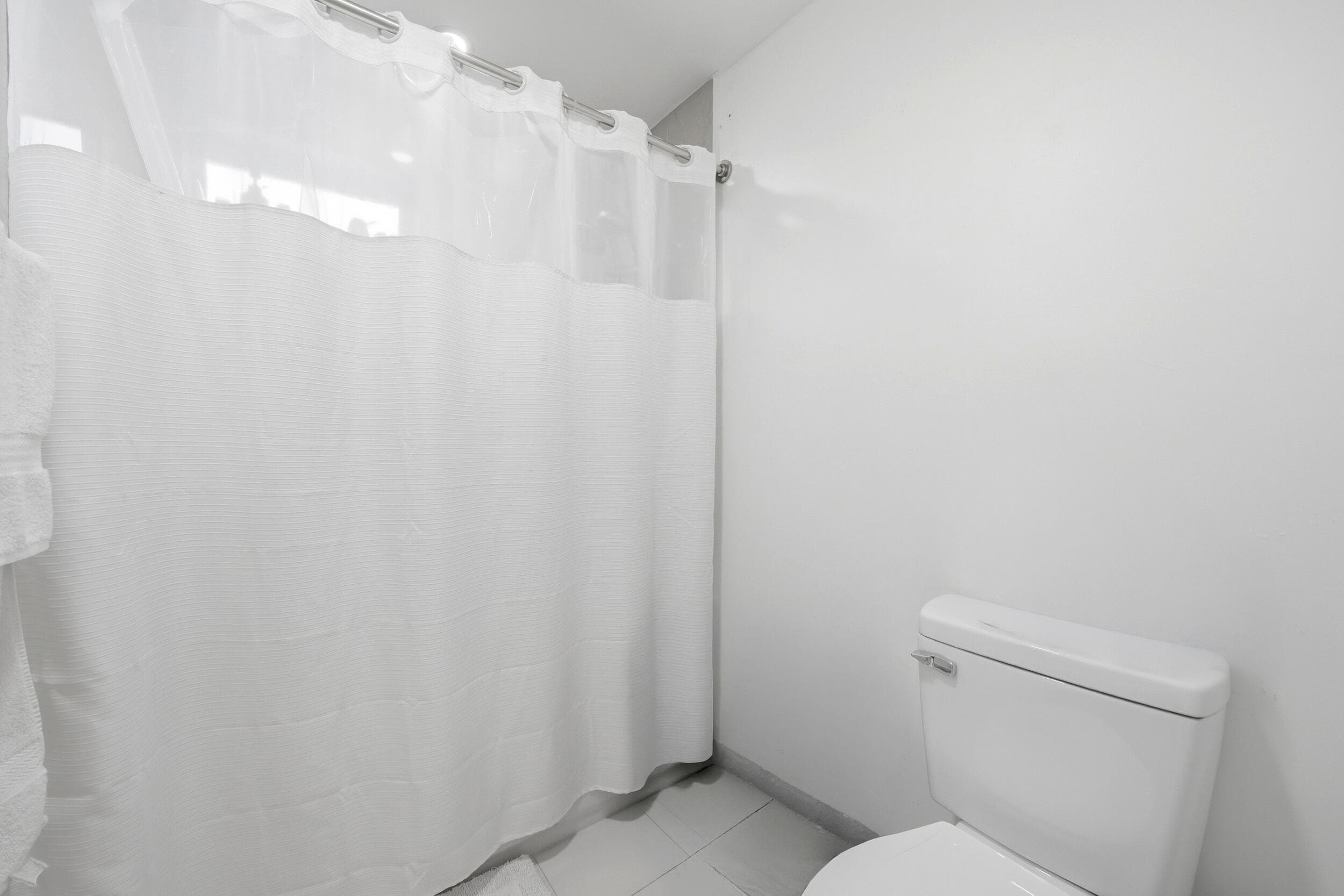 1221 SW 122nd Avenue 401, Miami, FL 33184 — photo 19 of 25