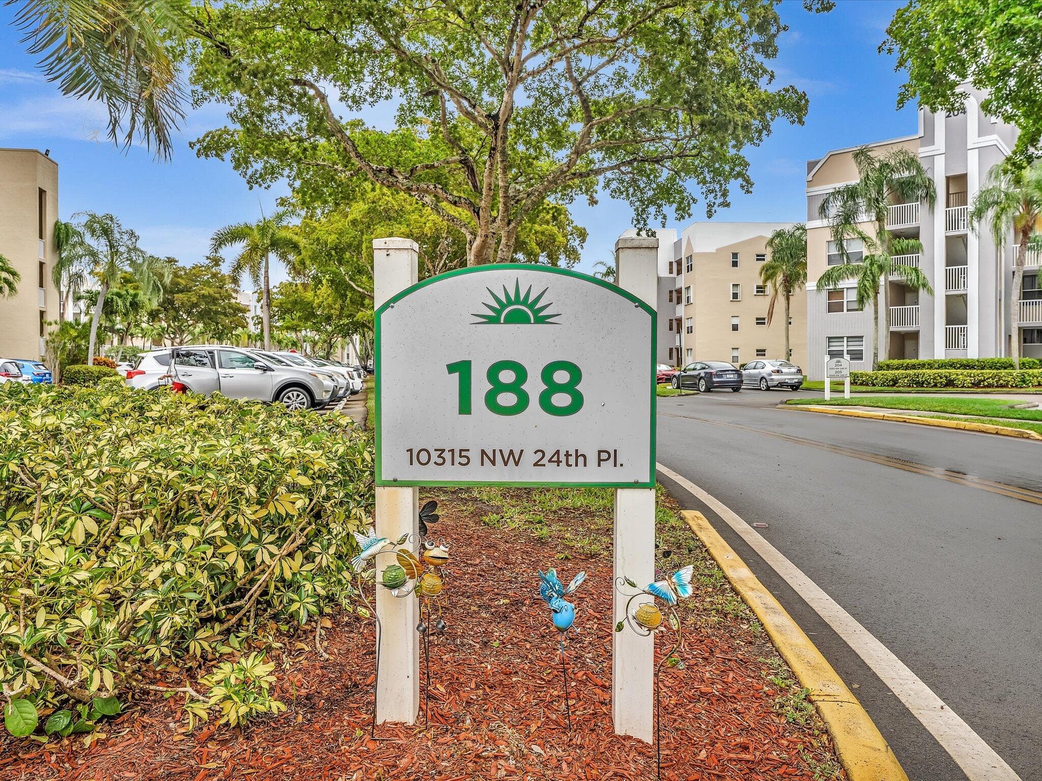 10315 NW 24th Place 404, Sunrise, FL 33322 — photo 2 of 54