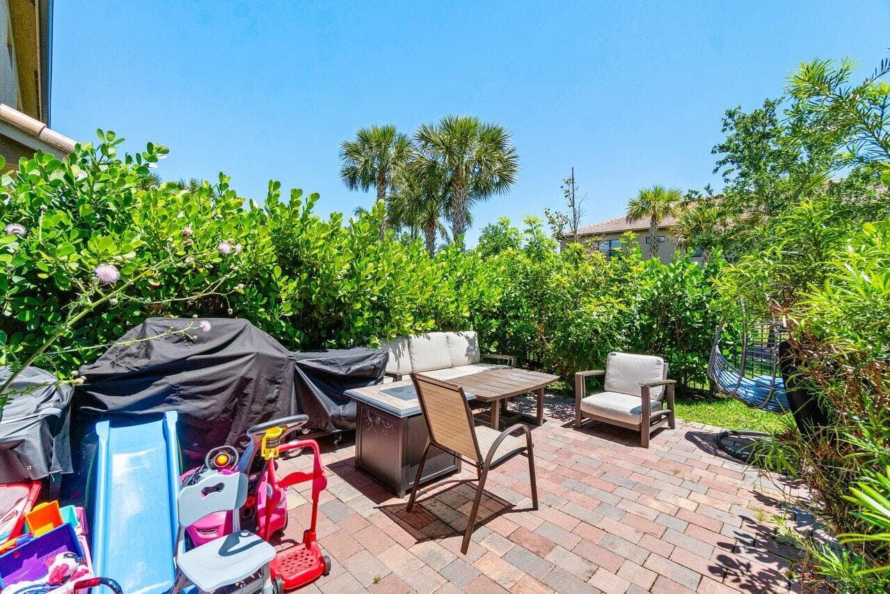 4824 Chantilly Road, Lake Worth, FL 33467 — photo 30 of 36