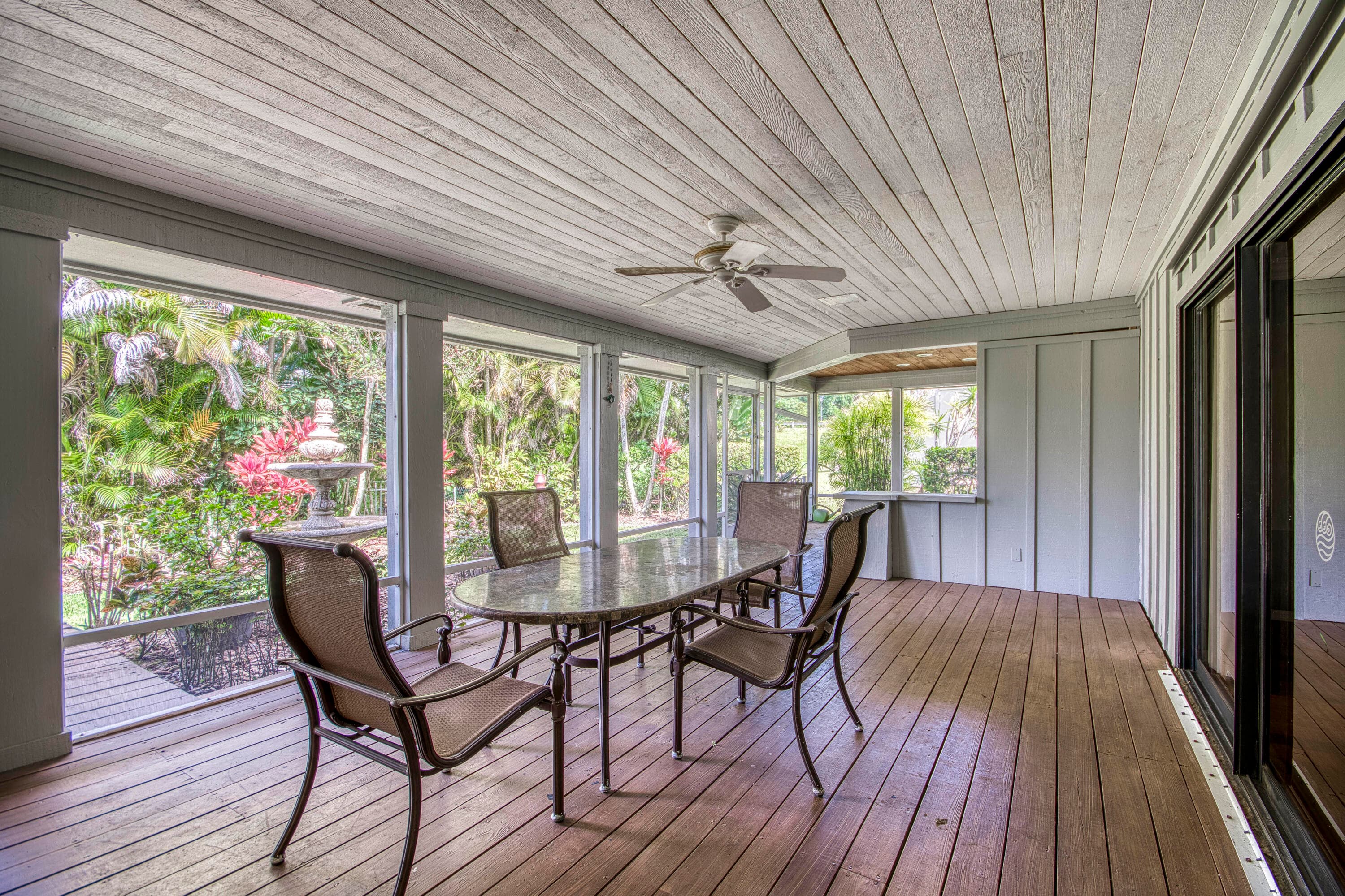 1 Balfour Road E, Palm Beach Gardens, FL 33418 — photo 27 of 40