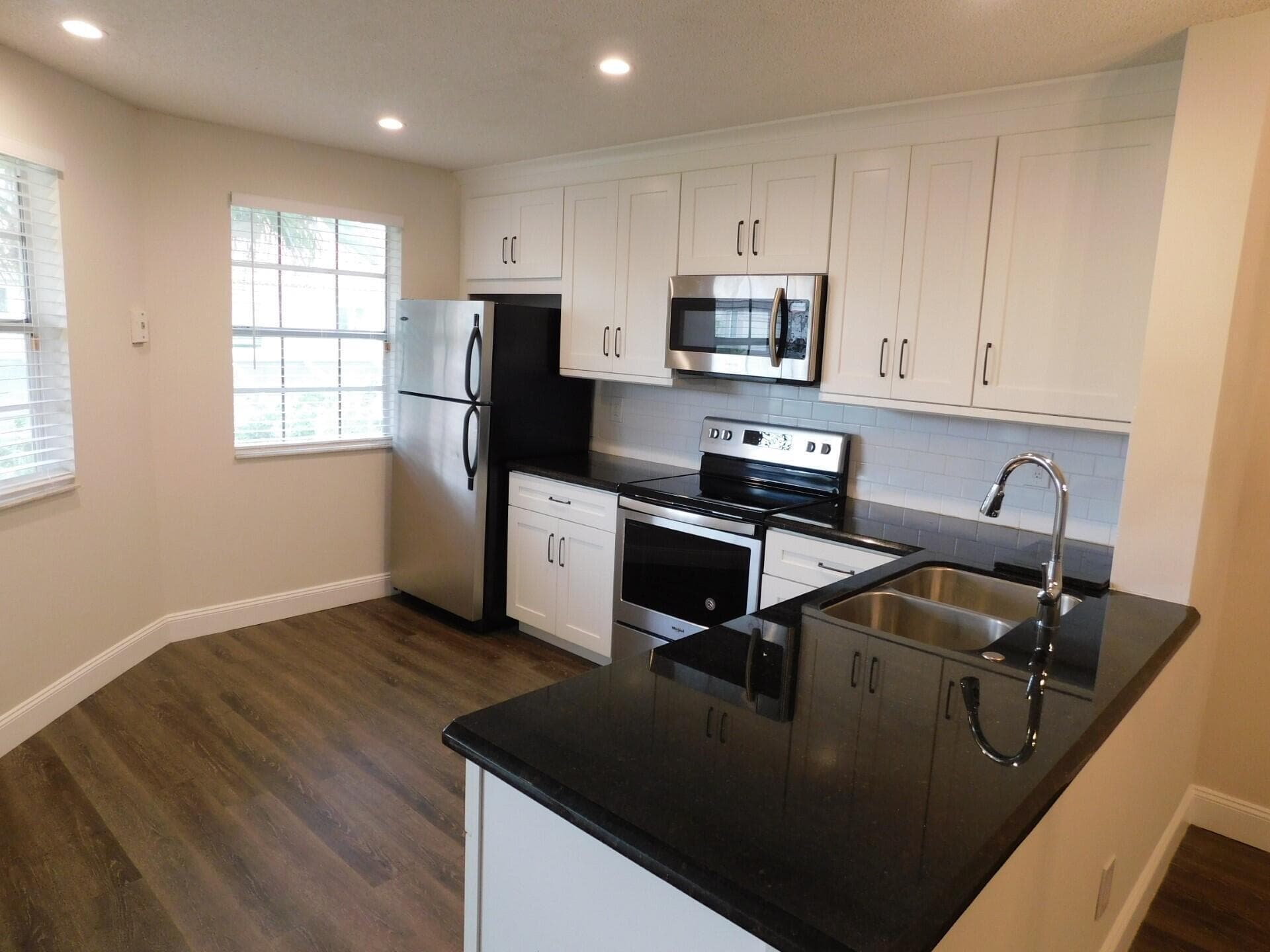 6630 Via Regina, Boca Raton, FL 33433 — photo 5 of 25