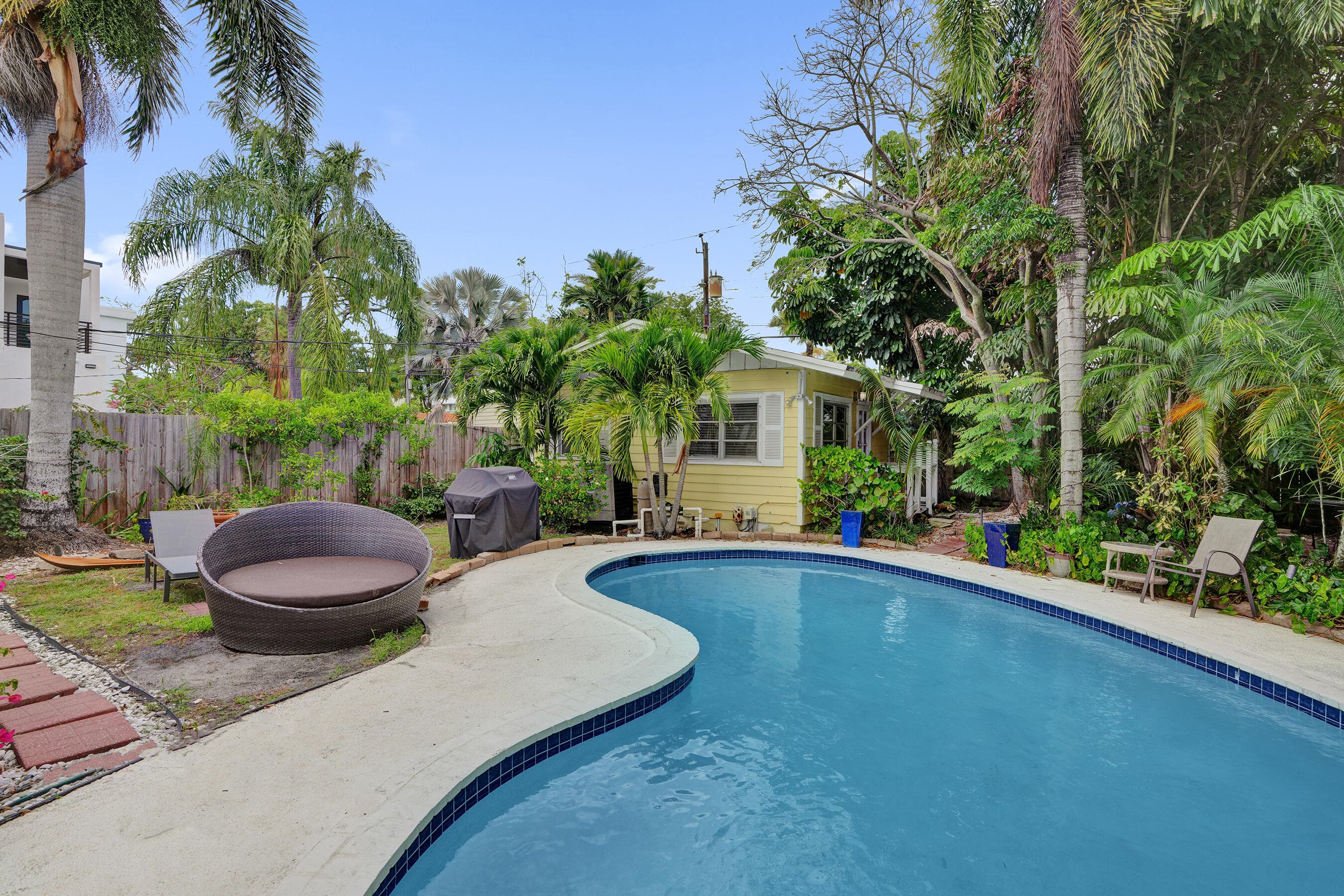 530 NE 11th Avenue, Fort Lauderdale, FL 33301 — photo 32 of 58