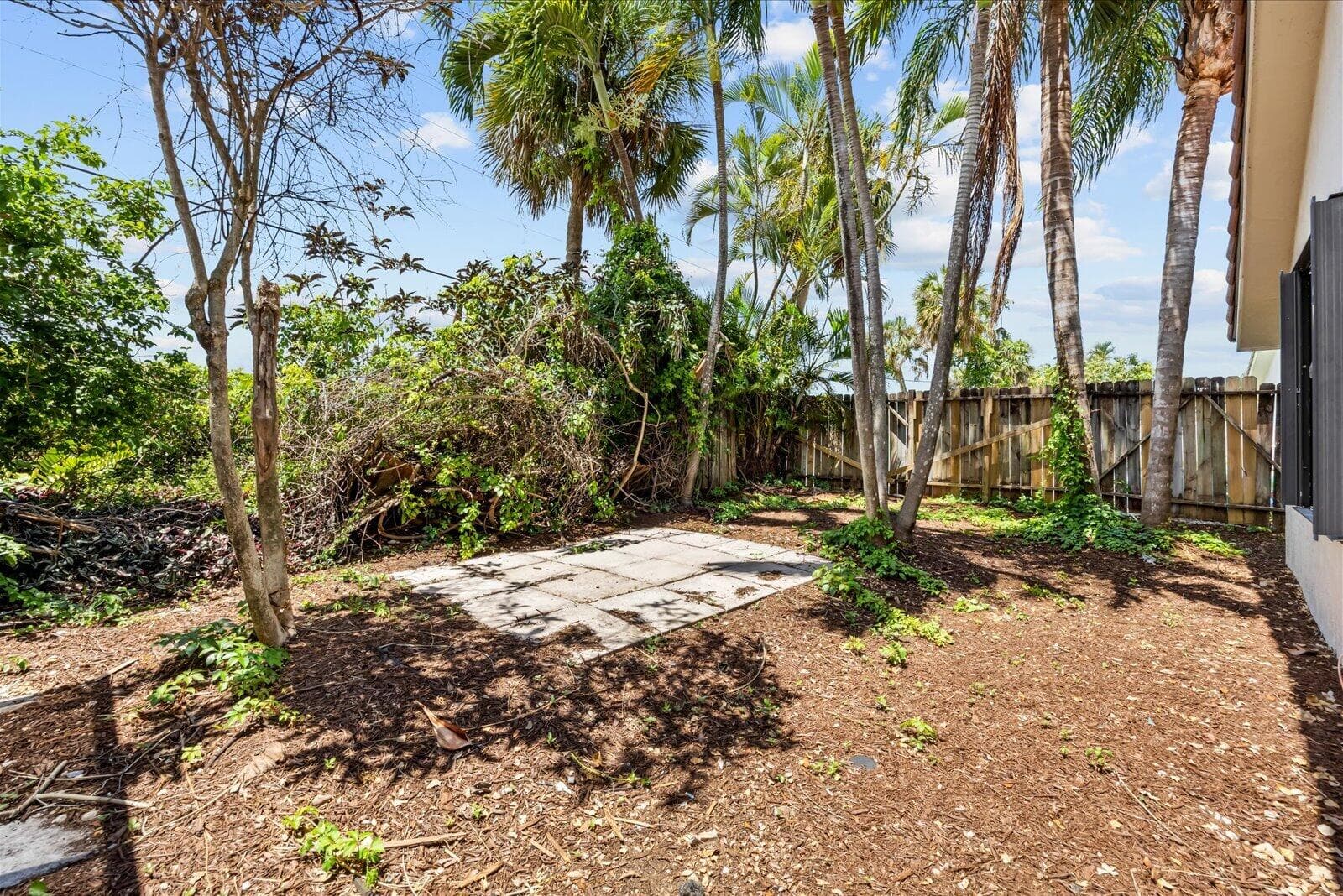 21143 N Escondido Way Way N, Boca Raton, FL 33433 — photo 33 of 41