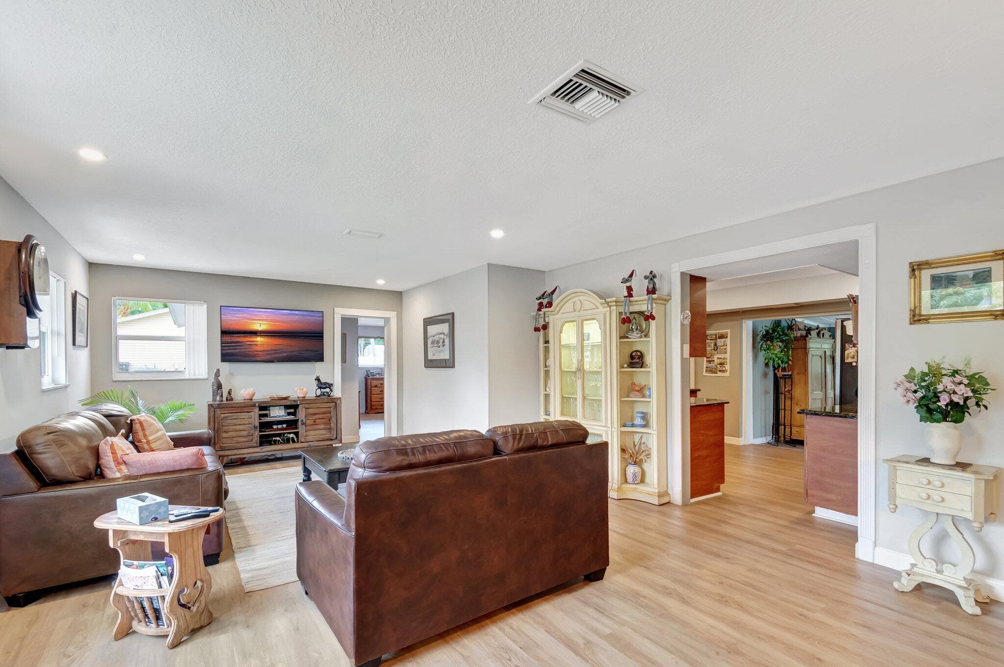 9212 Fountain Road, Lake Worth, FL 33467 — photo 5 of 42