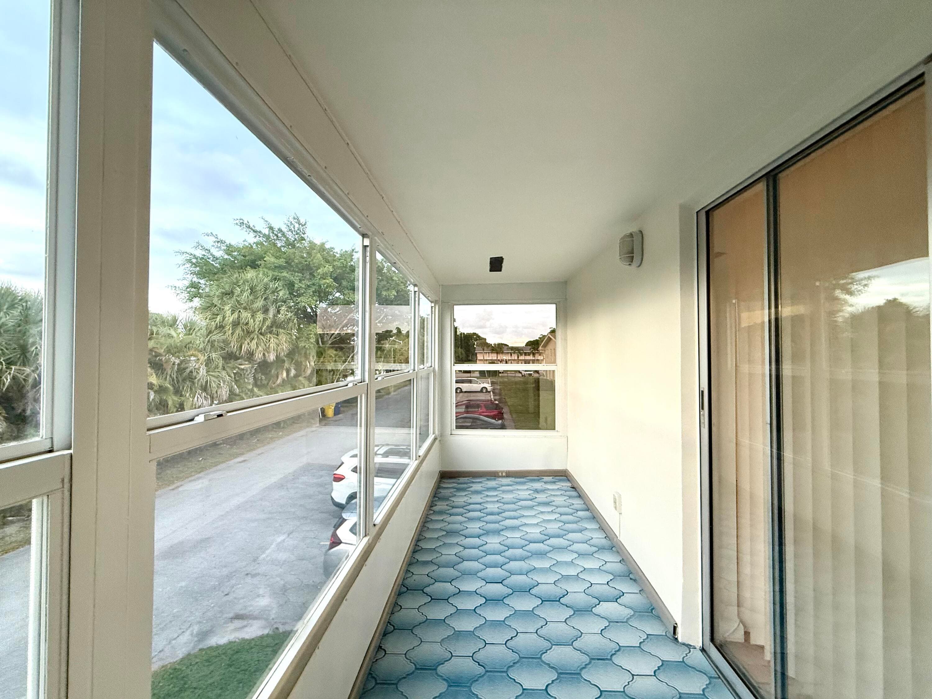 22 Andover A, West Palm Beach, FL 33417 — photo 11 of 25
