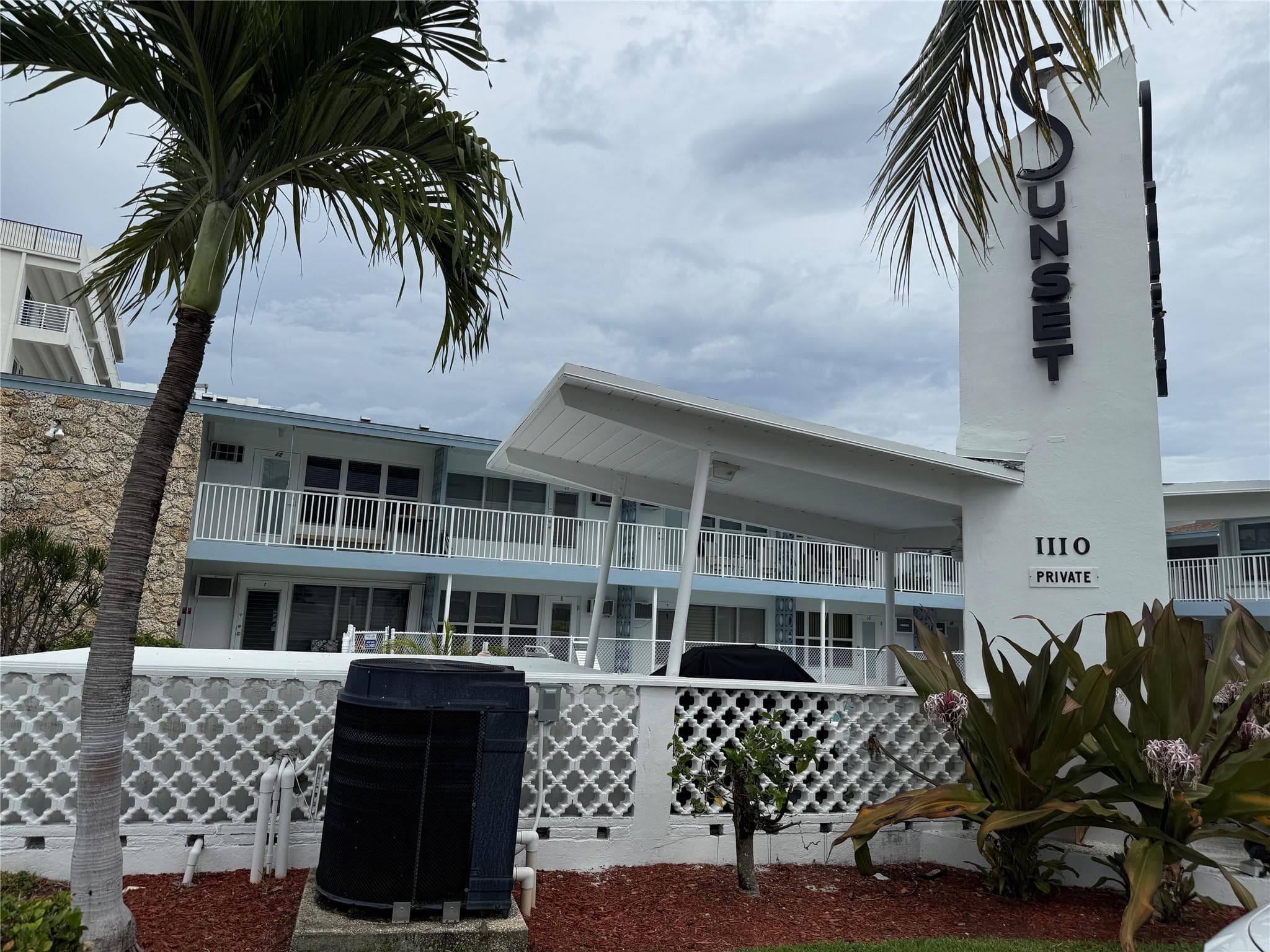 1110 N Riverside Drive 9, Pompano Beach, FL 33062 — photo 12 of 14