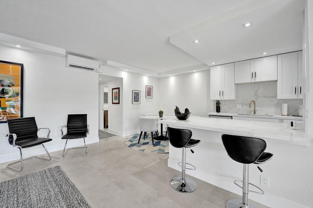 2866 NE 30th Street 9, Fort Lauderdale, FL 33306 — photo 14 of 60