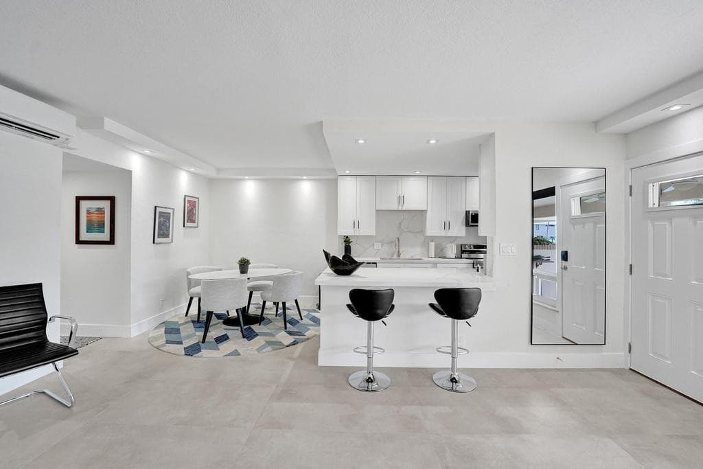 2866 NE 30th Street 9, Fort Lauderdale, FL 33306 — photo 15 of 60