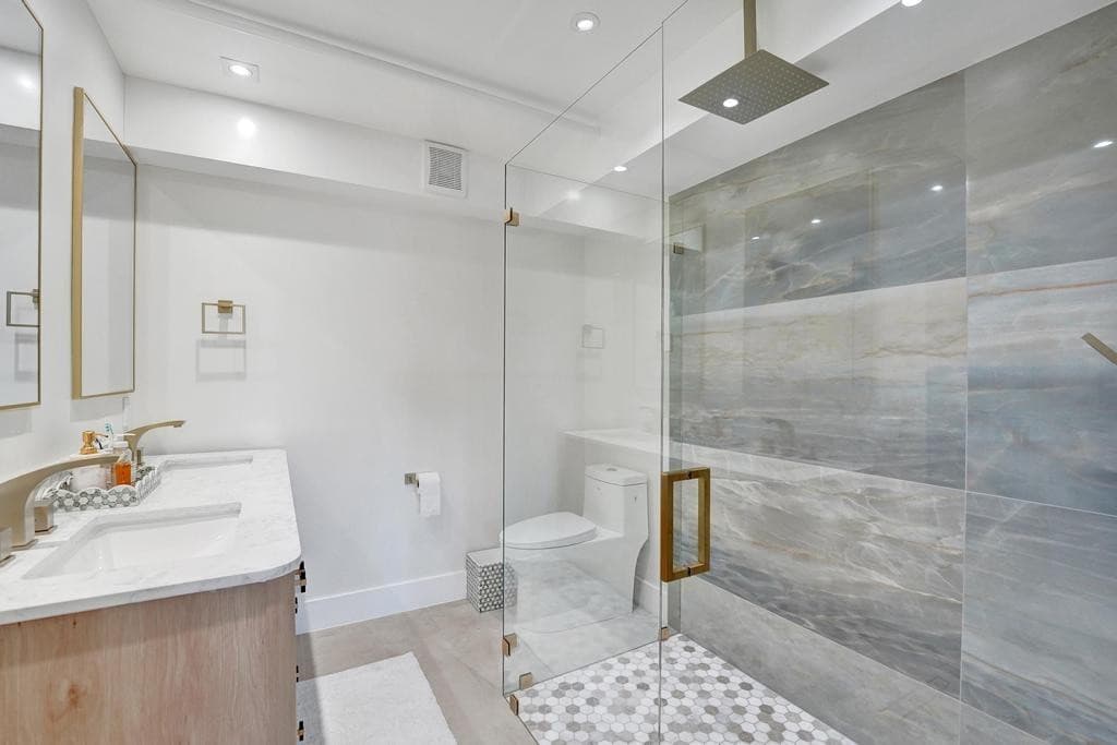 2866 NE 30th Street 9, Fort Lauderdale, FL 33306 — photo 24 of 60