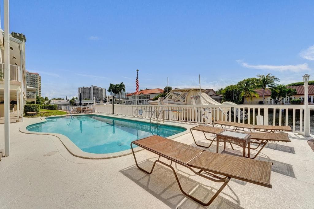 2866 NE 30th Street 9, Fort Lauderdale, FL 33306 — photo 45 of 60