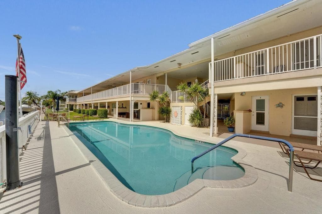 2866 NE 30th Street 9, Fort Lauderdale, FL 33306 — photo 47 of 60