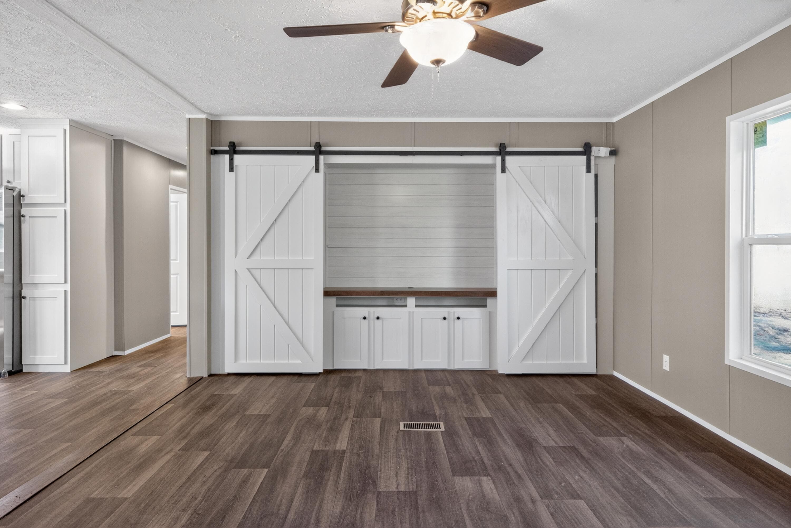 3714 NW 165th Court, Okeechobee, FL 34972 — photo 4 of 47