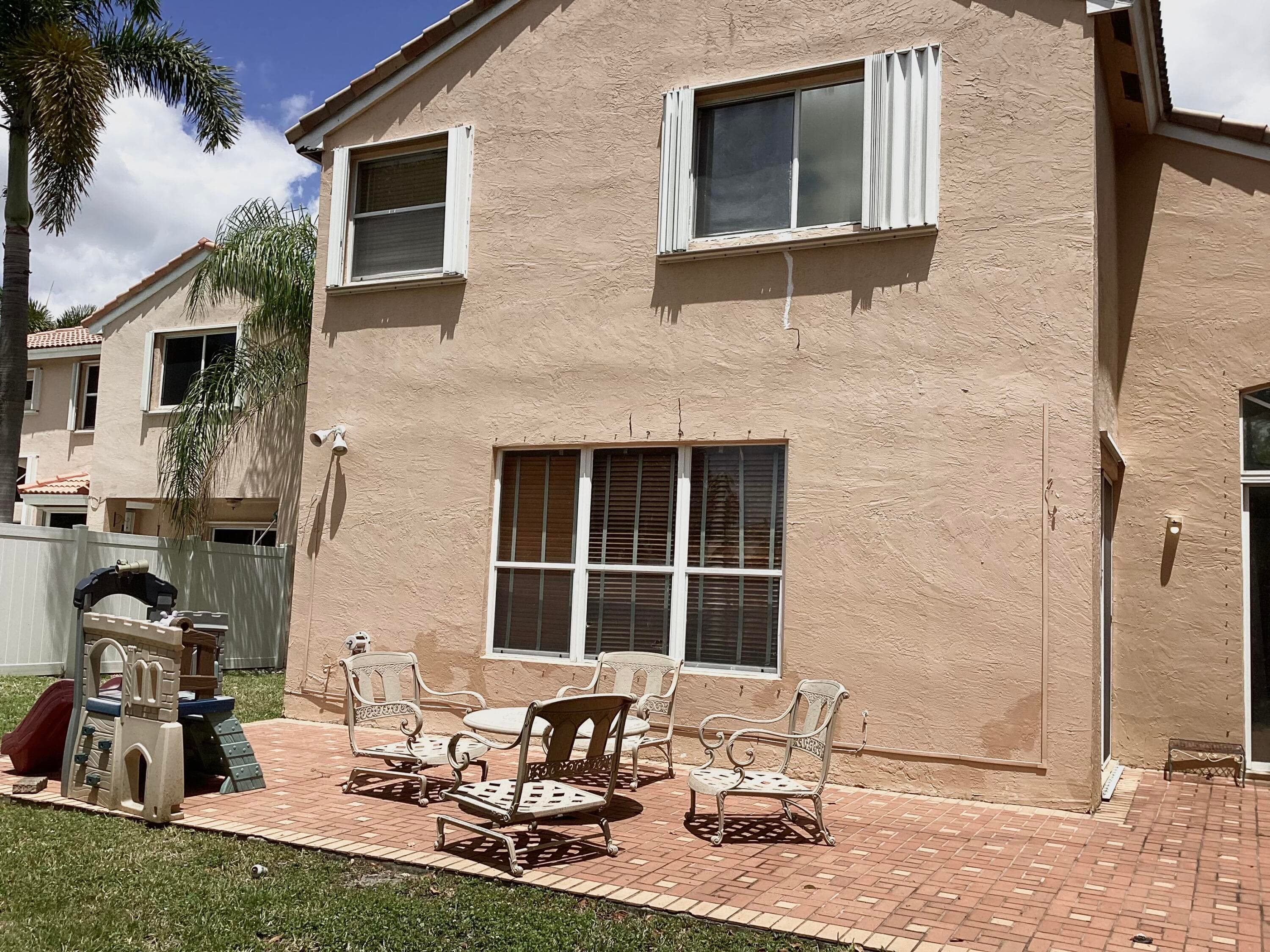 19440 SW 2nd Street, Pembroke Pines, FL 33029 — photo 5 of 7