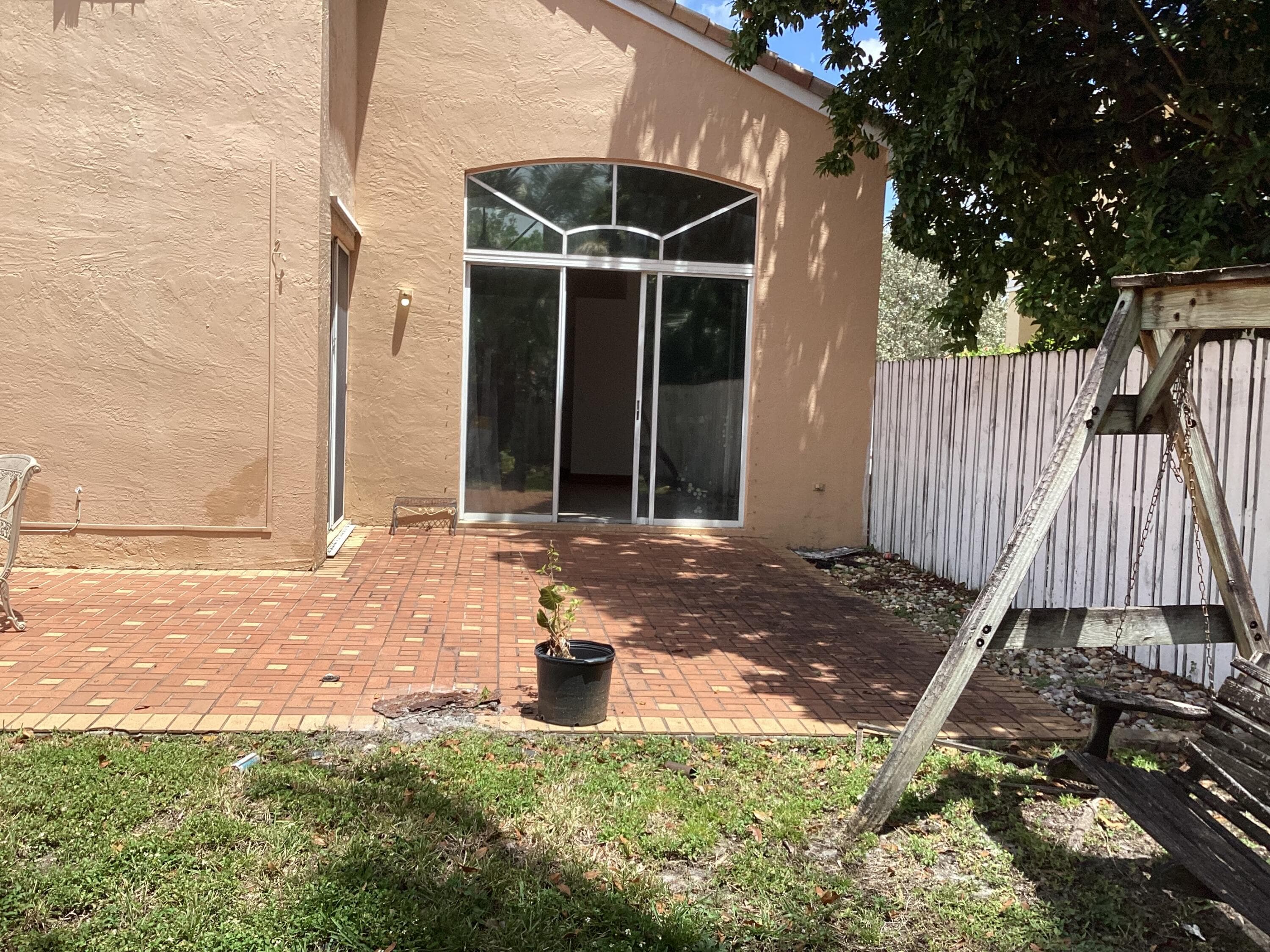 19440 SW 2nd Street, Pembroke Pines, FL 33029 — photo 6 of 7