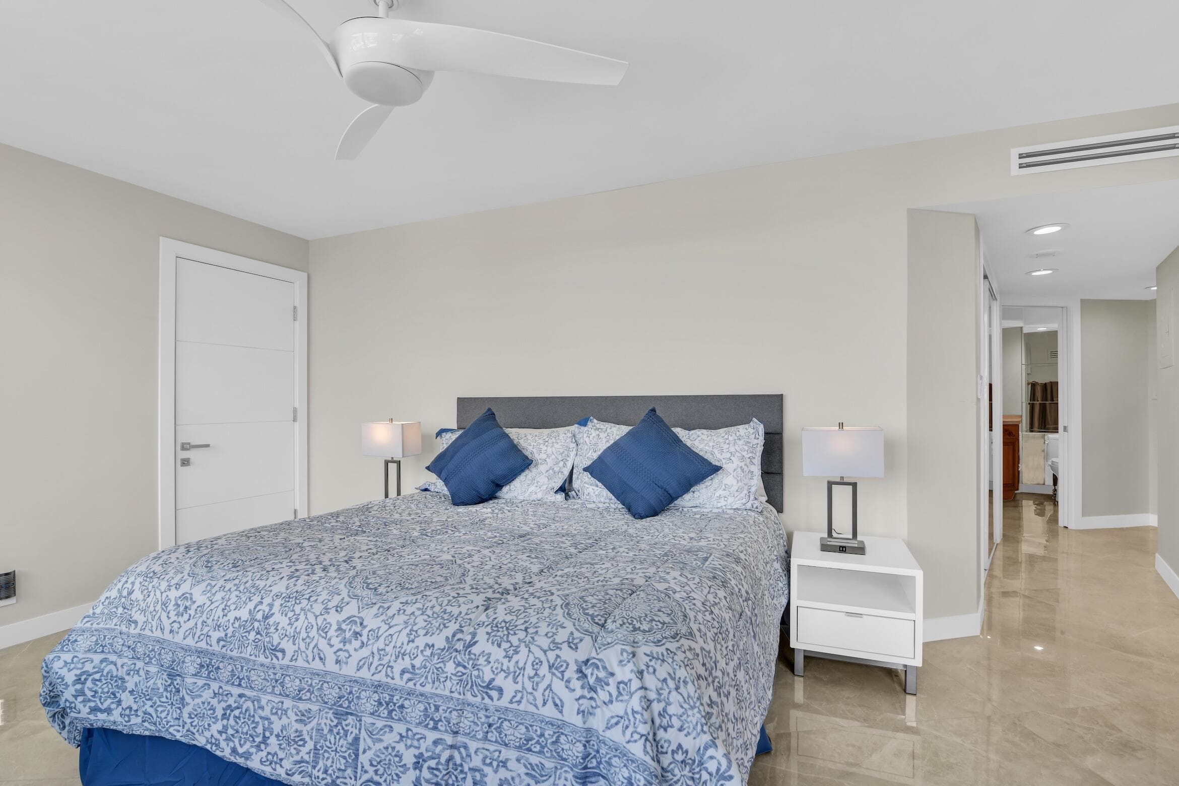 500 S Ocean Boulevard 1009, Boca Raton, FL 33432 — photo 17 of 57