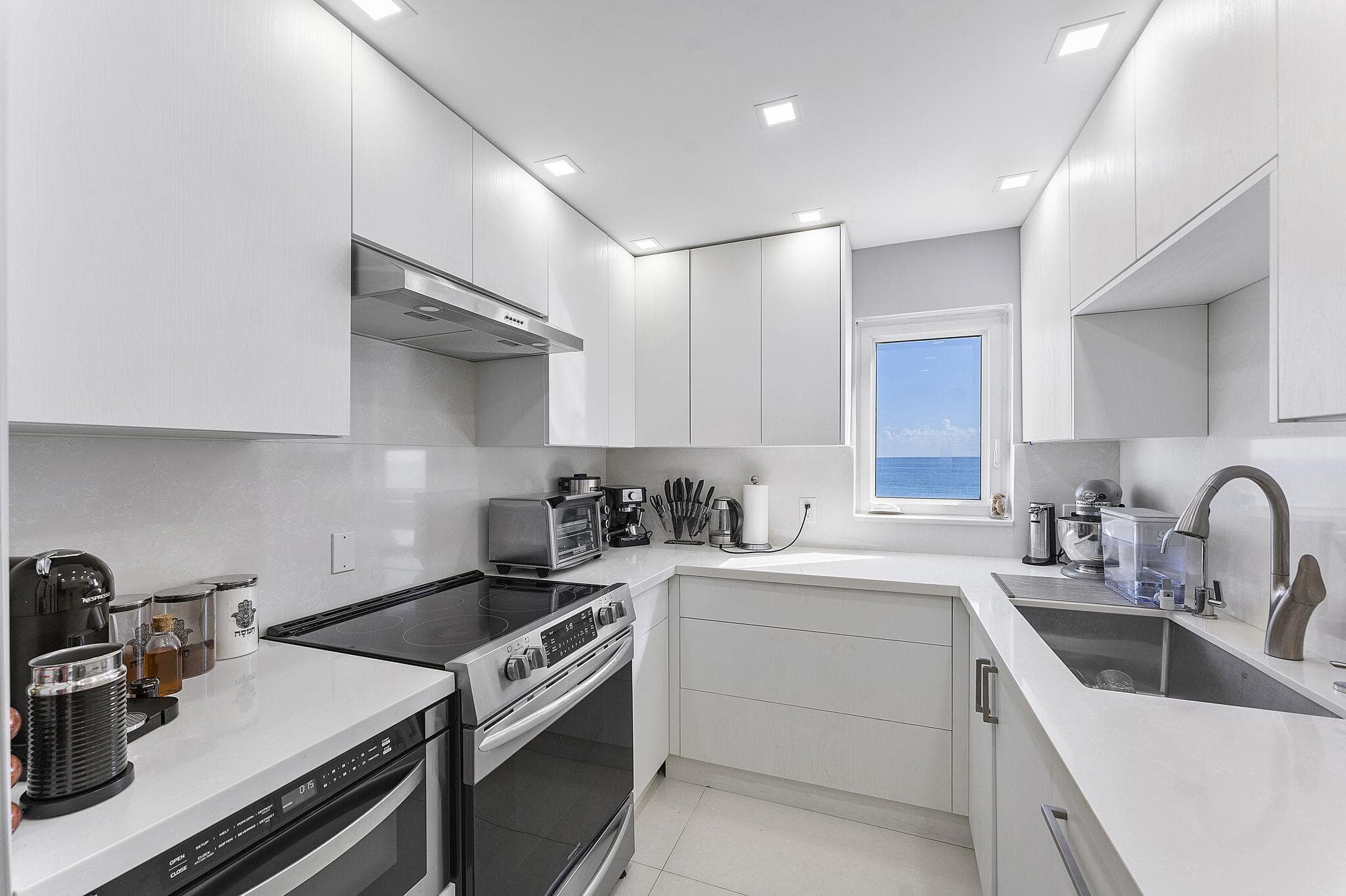 4505 S Ocean Boulevard 307, Highland Beach, FL 33487 — photo 5 of 39