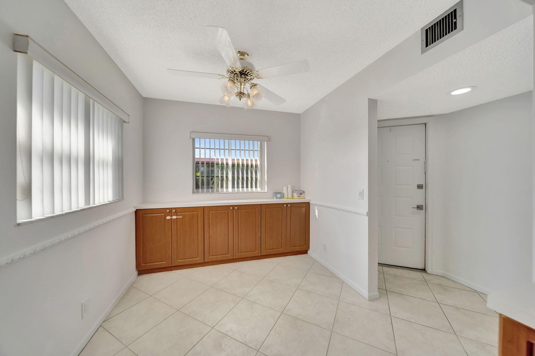 13001 SW 15th Court 312t, Pembroke Pines, FL 33027 — photo 5 of 46
