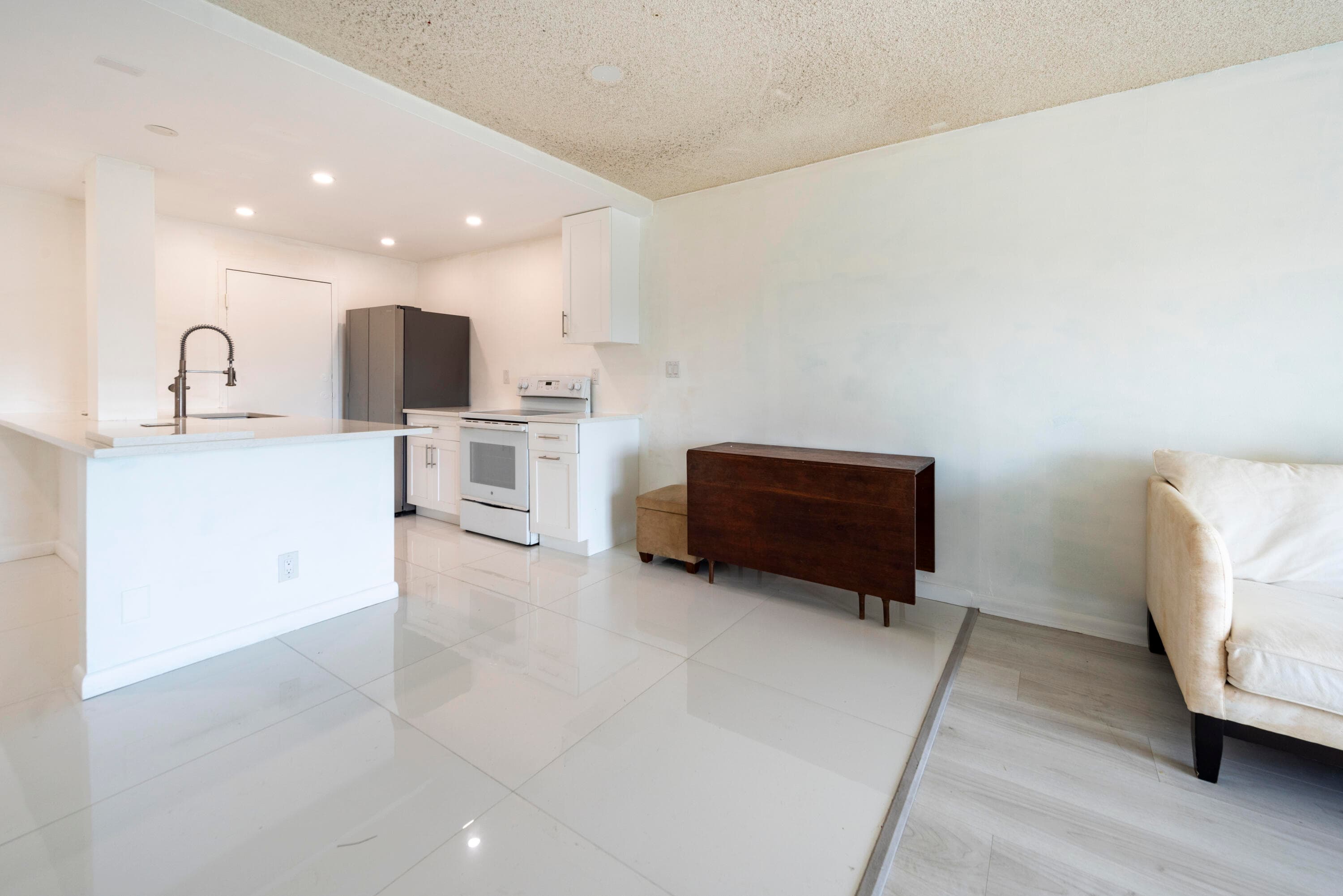 900 NE 18th Avenue 408, Fort Lauderdale, FL 33304 — photo 6 of 21